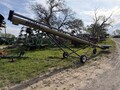  Harvest International T1032 Augers and Conveyor
