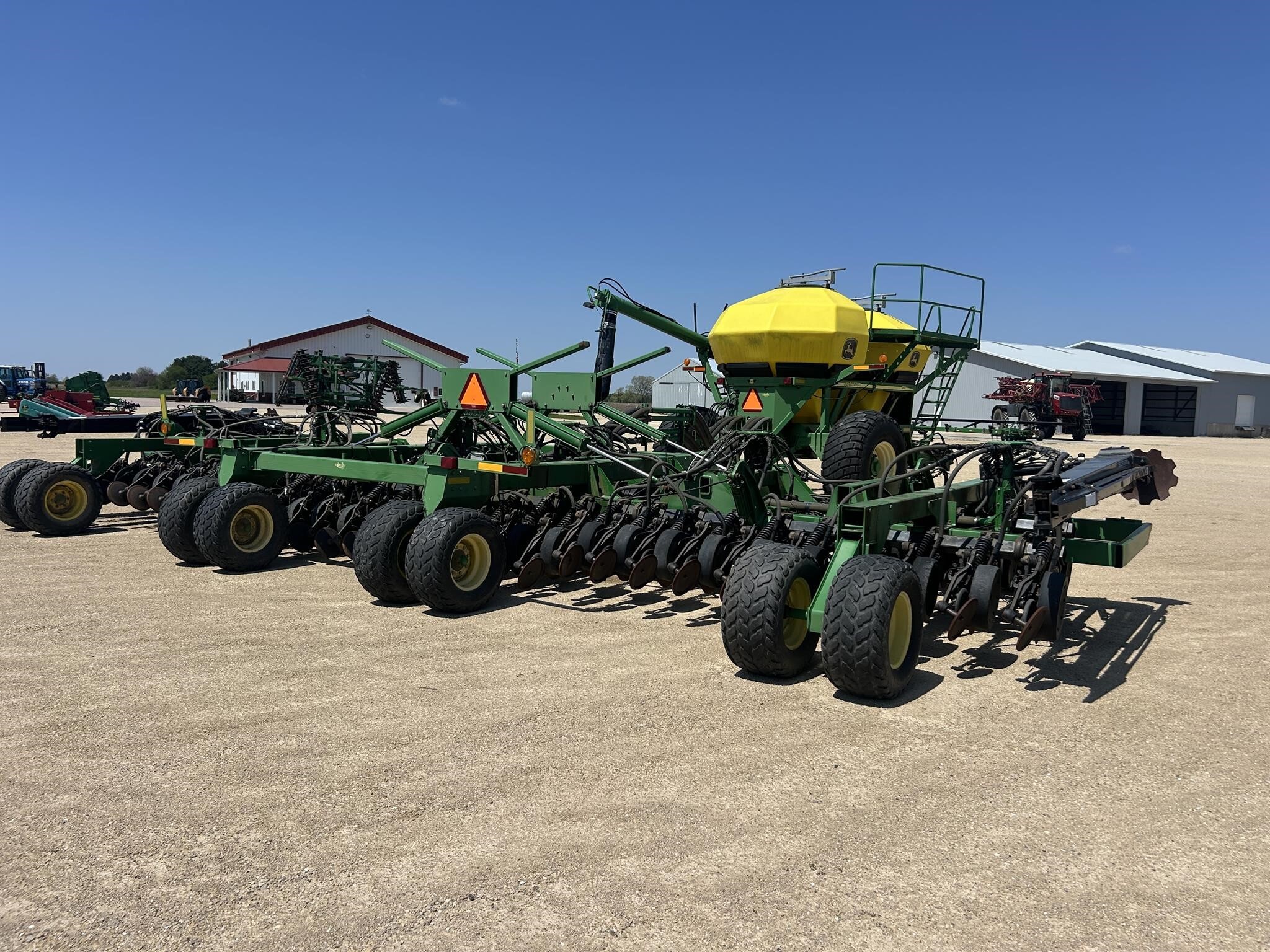  John Deere 1890 CCS Air Seeder