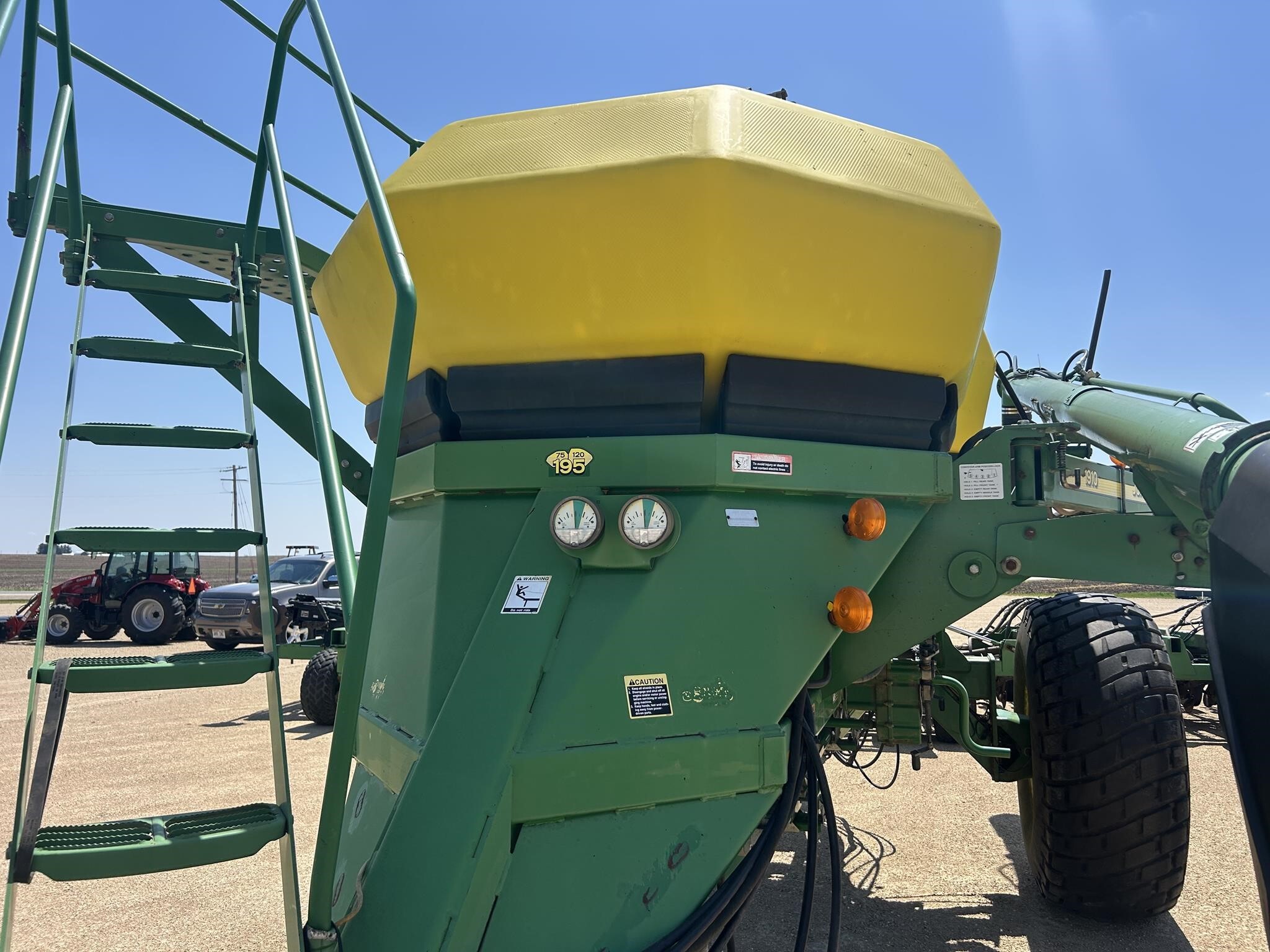  John Deere 1890 CCS Air Seeder