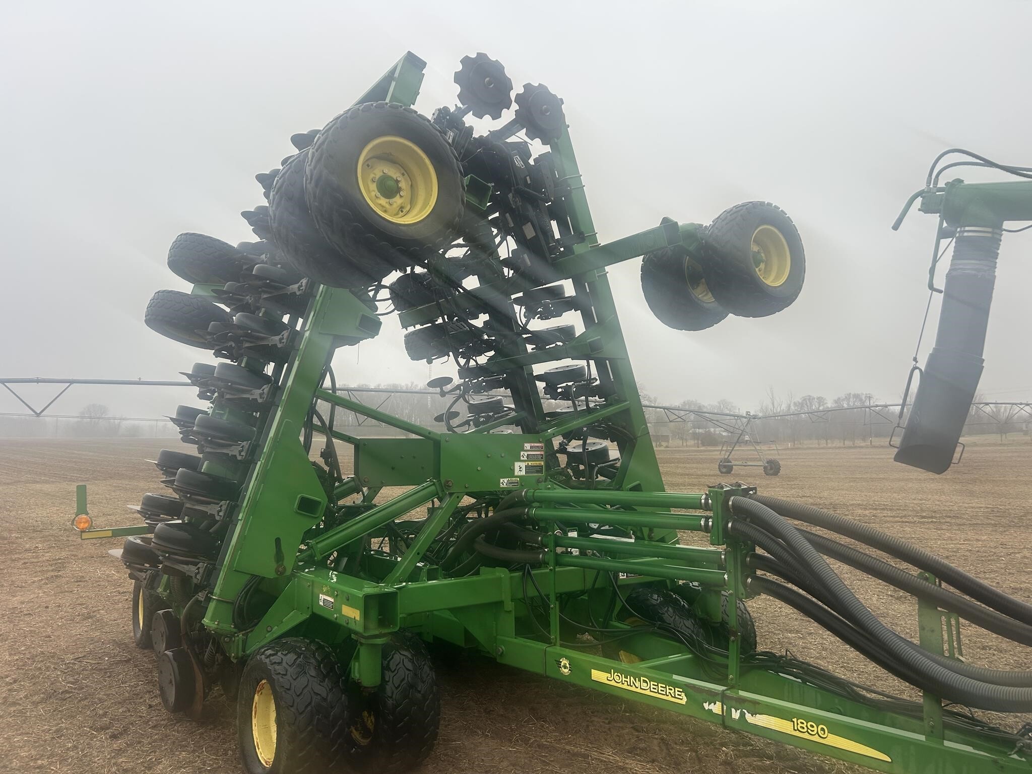  John Deere 1890 CCS Air Seeder