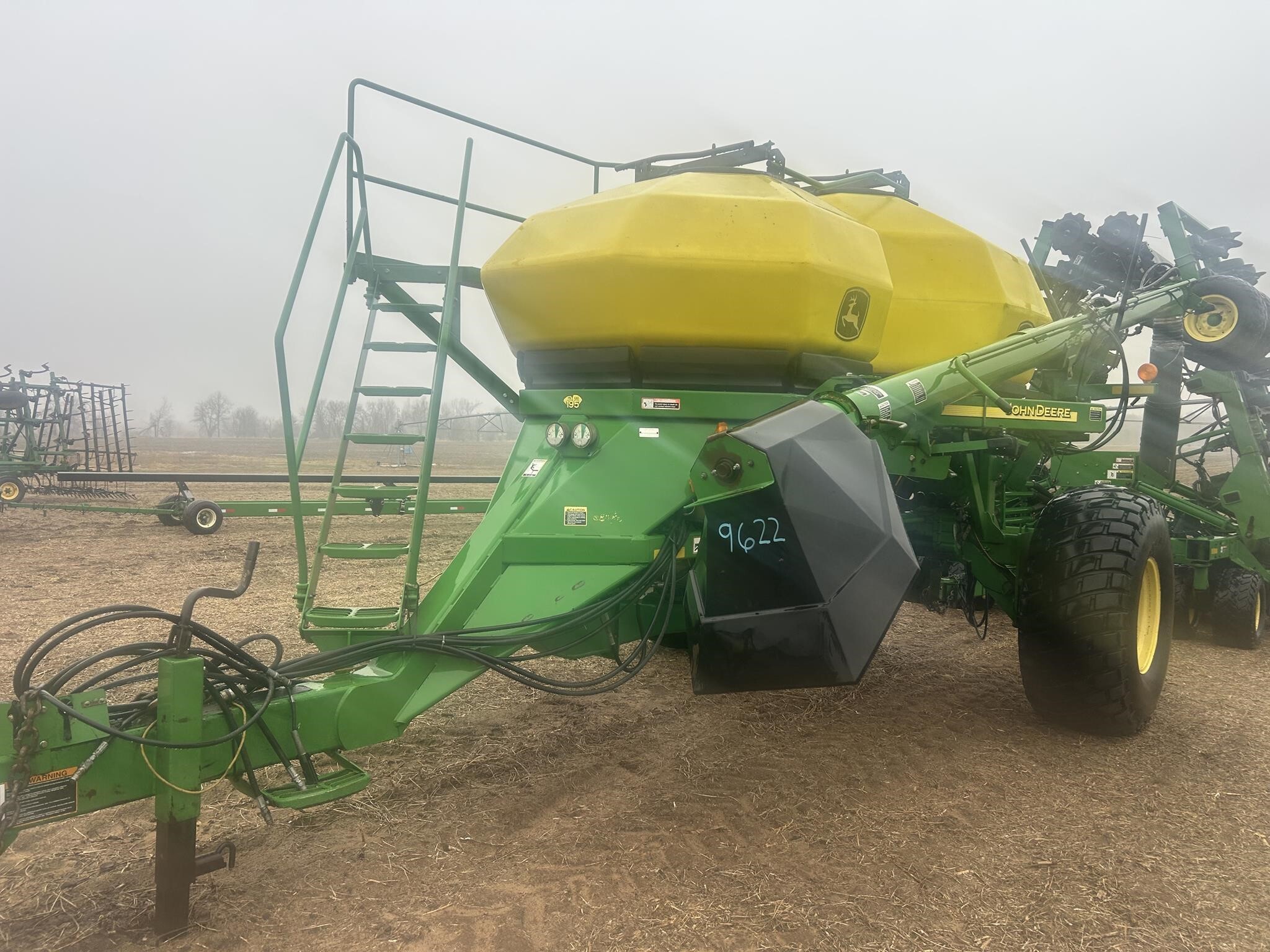  John Deere 1890 CCS Air Seeder