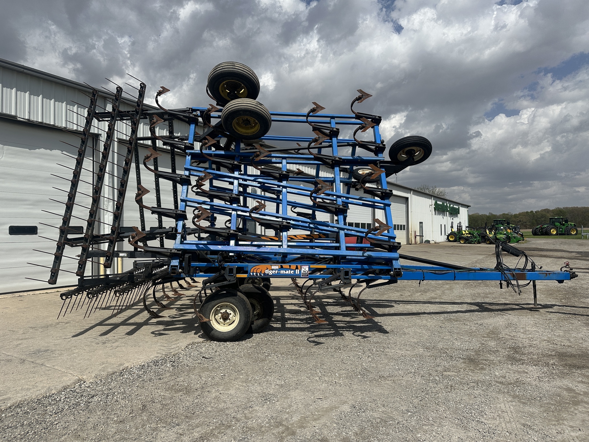 1996 DMI Tigermate II Field Cultivator
