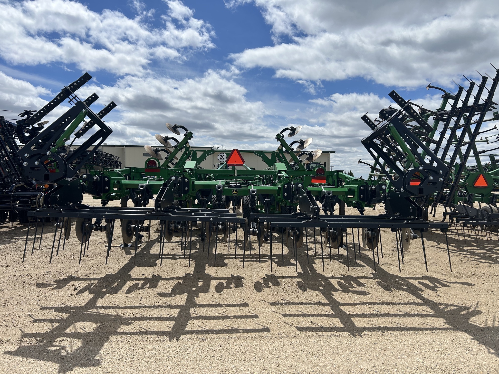 2024 John Deere 2730 Disk Chisel