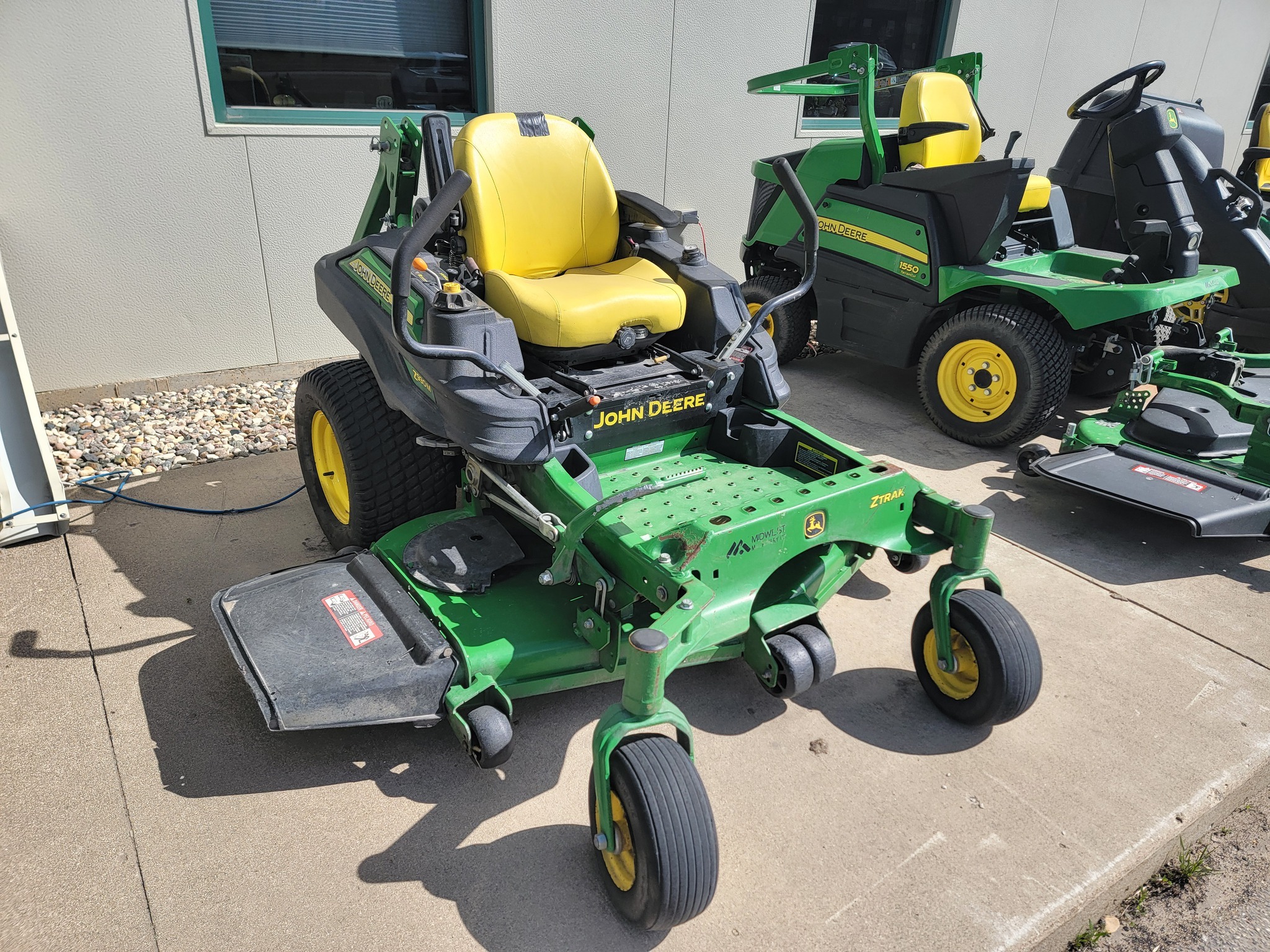 2016 John Deere Z930M Lawn Mower