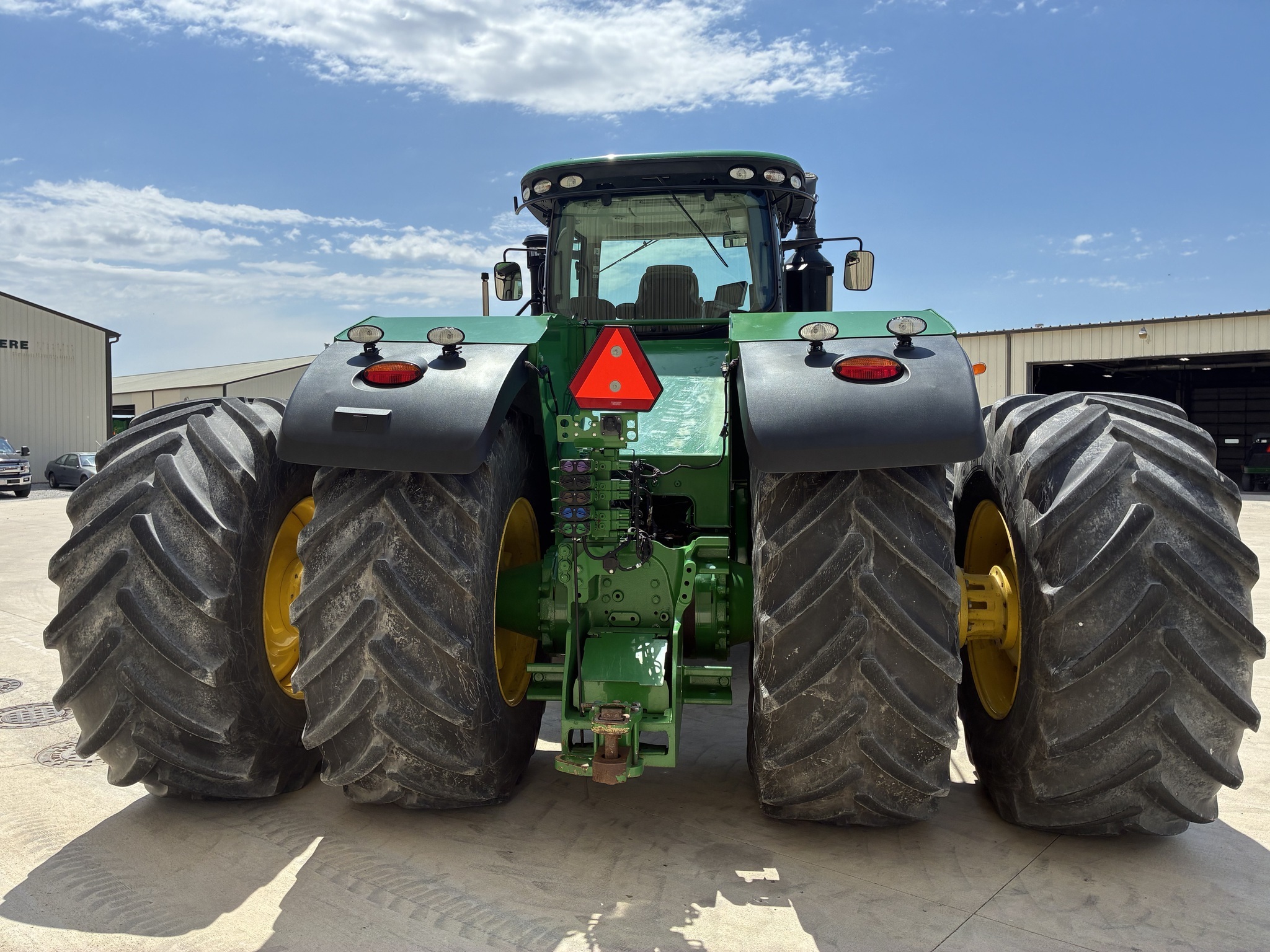 2016 John Deere 9620R Tractor