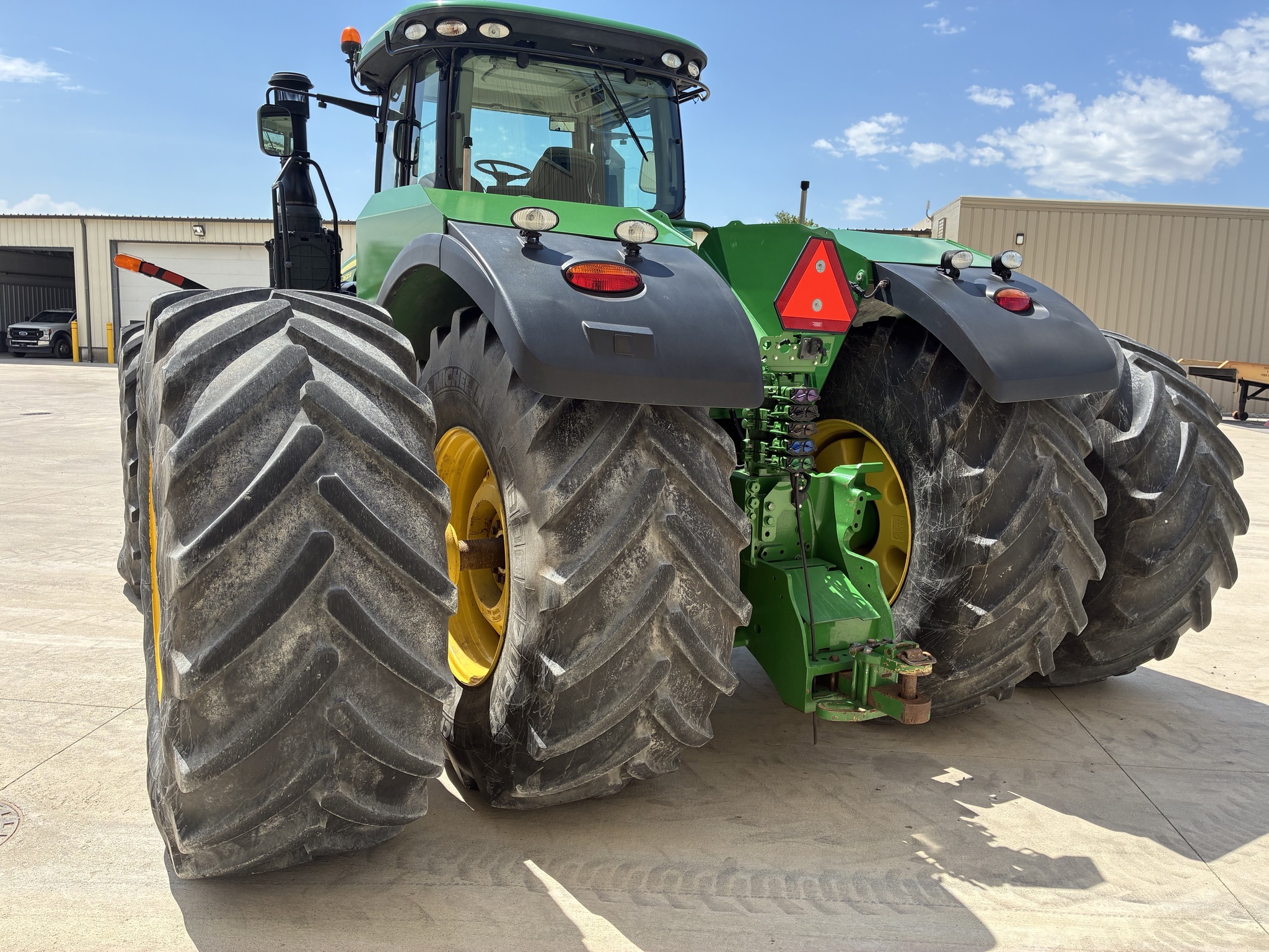 2016 John Deere 9620R Tractor
