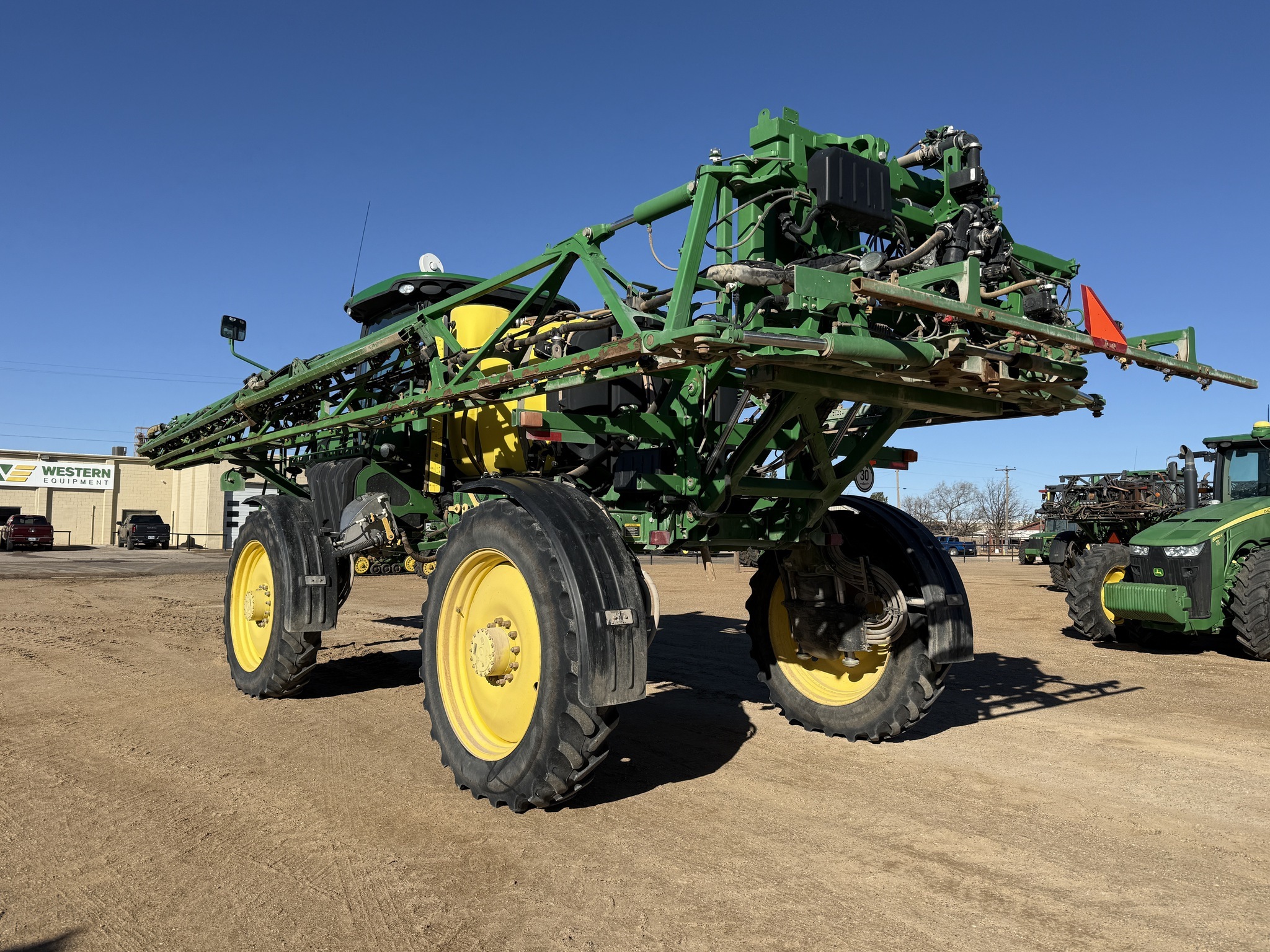2016 John Deere R4030 Self-Propelled Sprayer