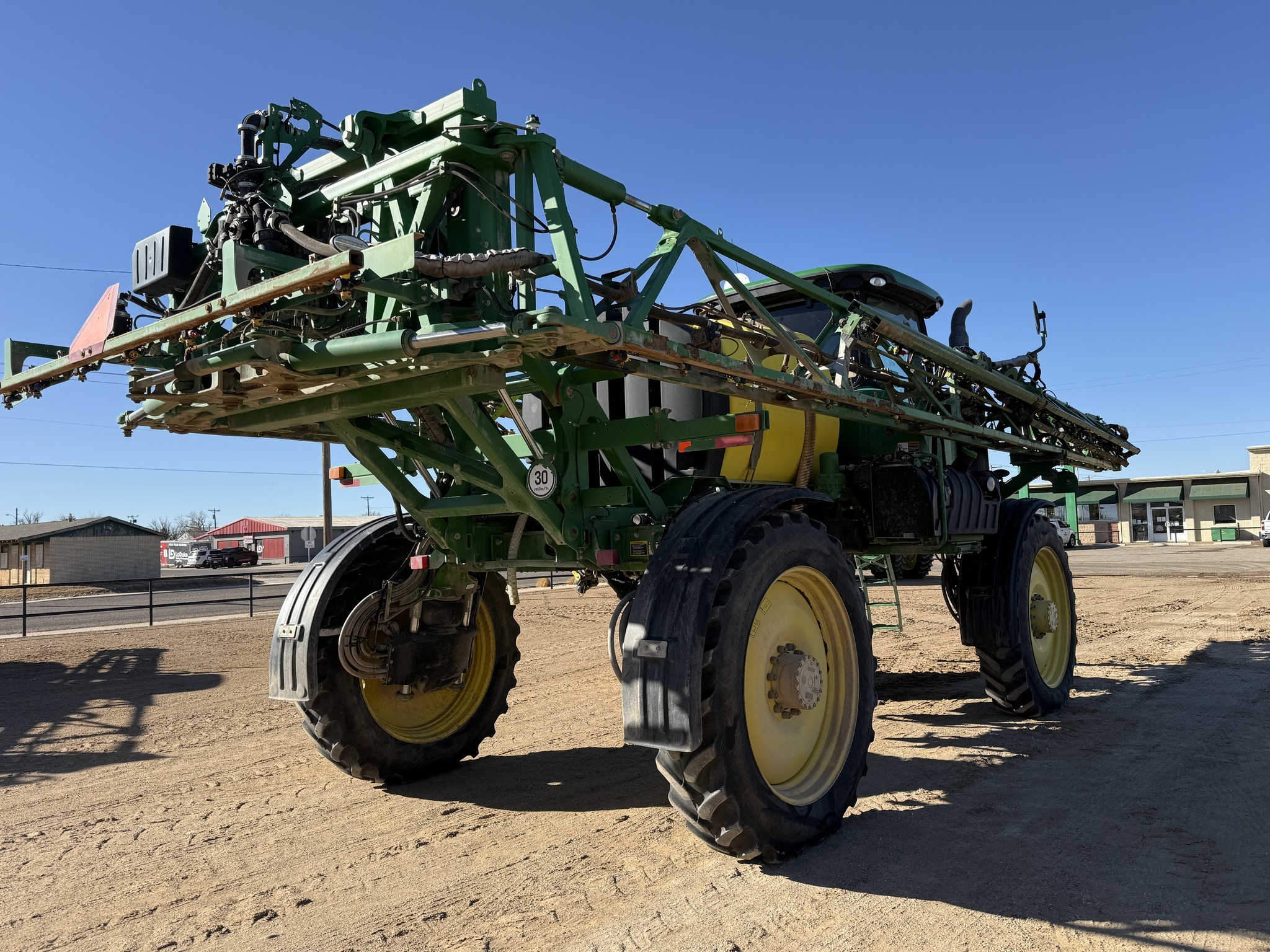 2016 John Deere R4030 Self-Propelled Sprayer