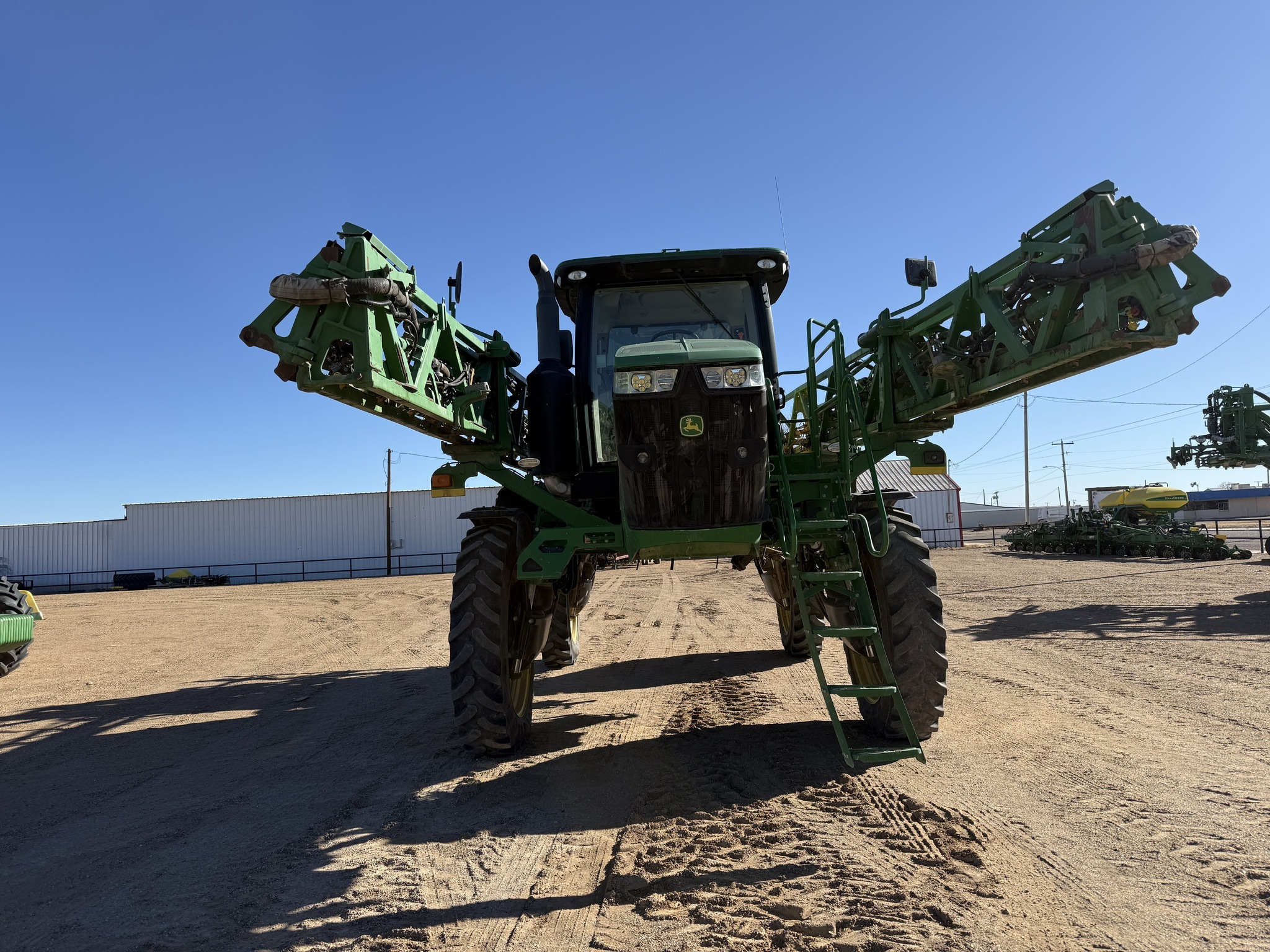 2016 John Deere R4030 Self-Propelled Sprayer