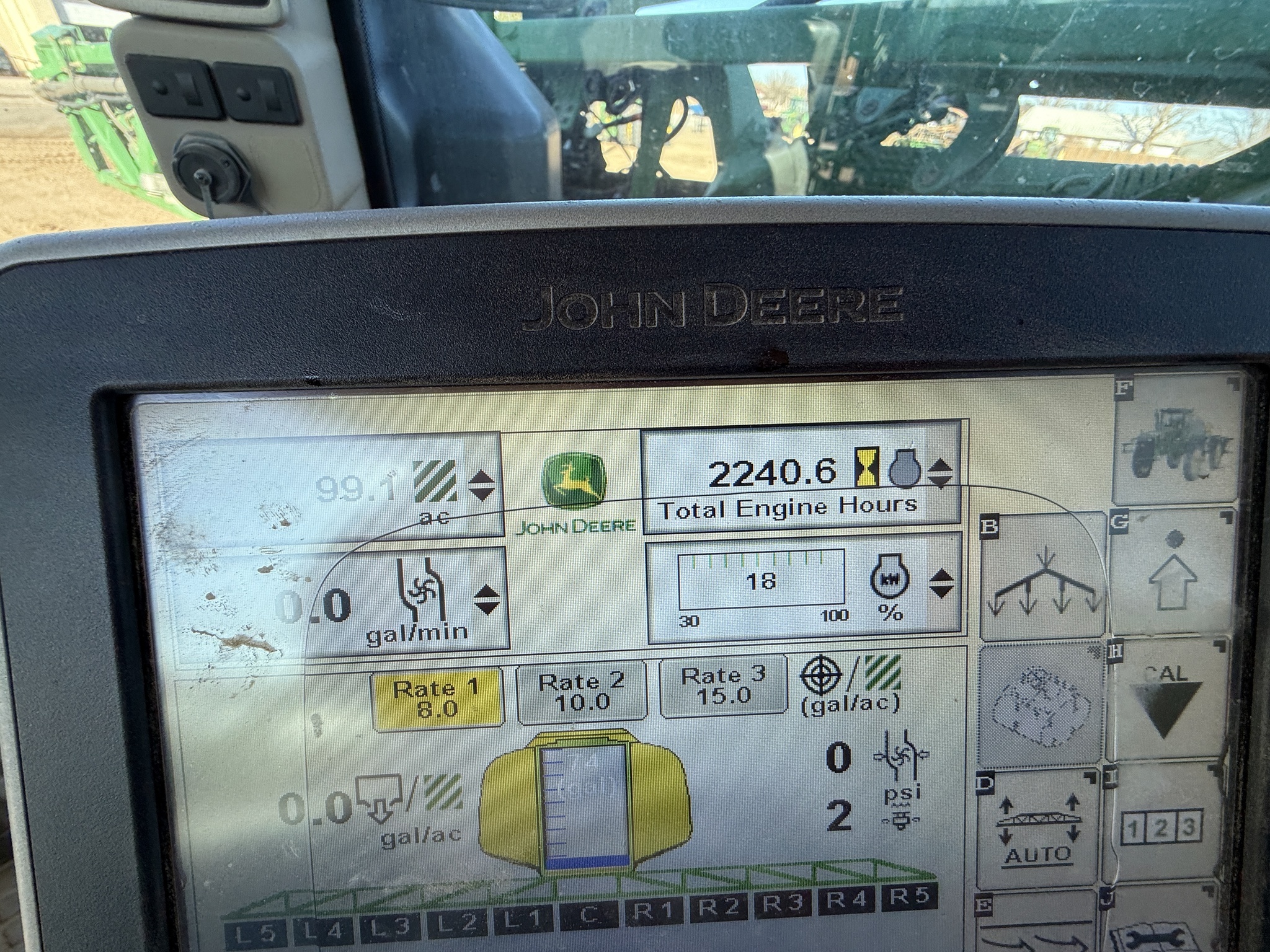 2016 John Deere R4030 Self-Propelled Sprayer