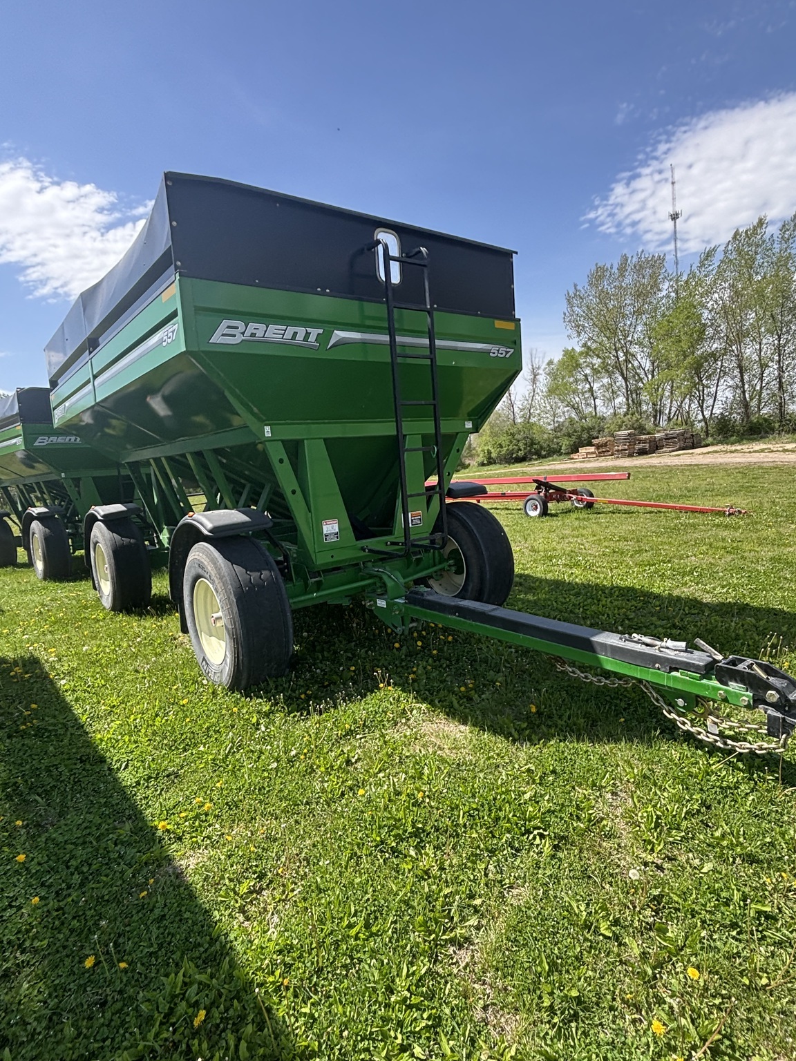  Brent 557 Gravity Wagon