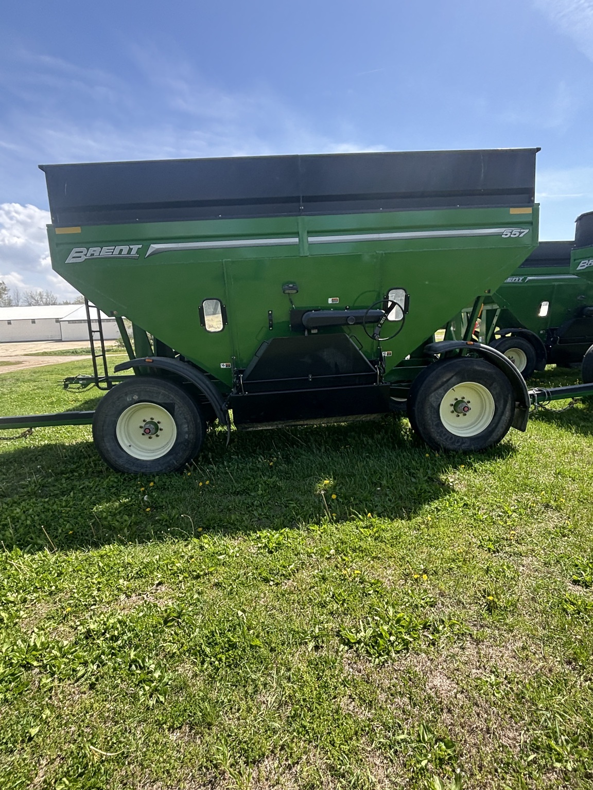  Brent 557 Gravity Wagon