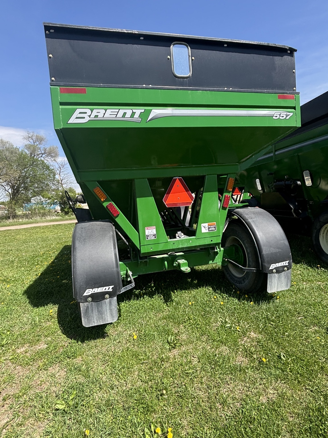  Brent 557 Gravity Wagon