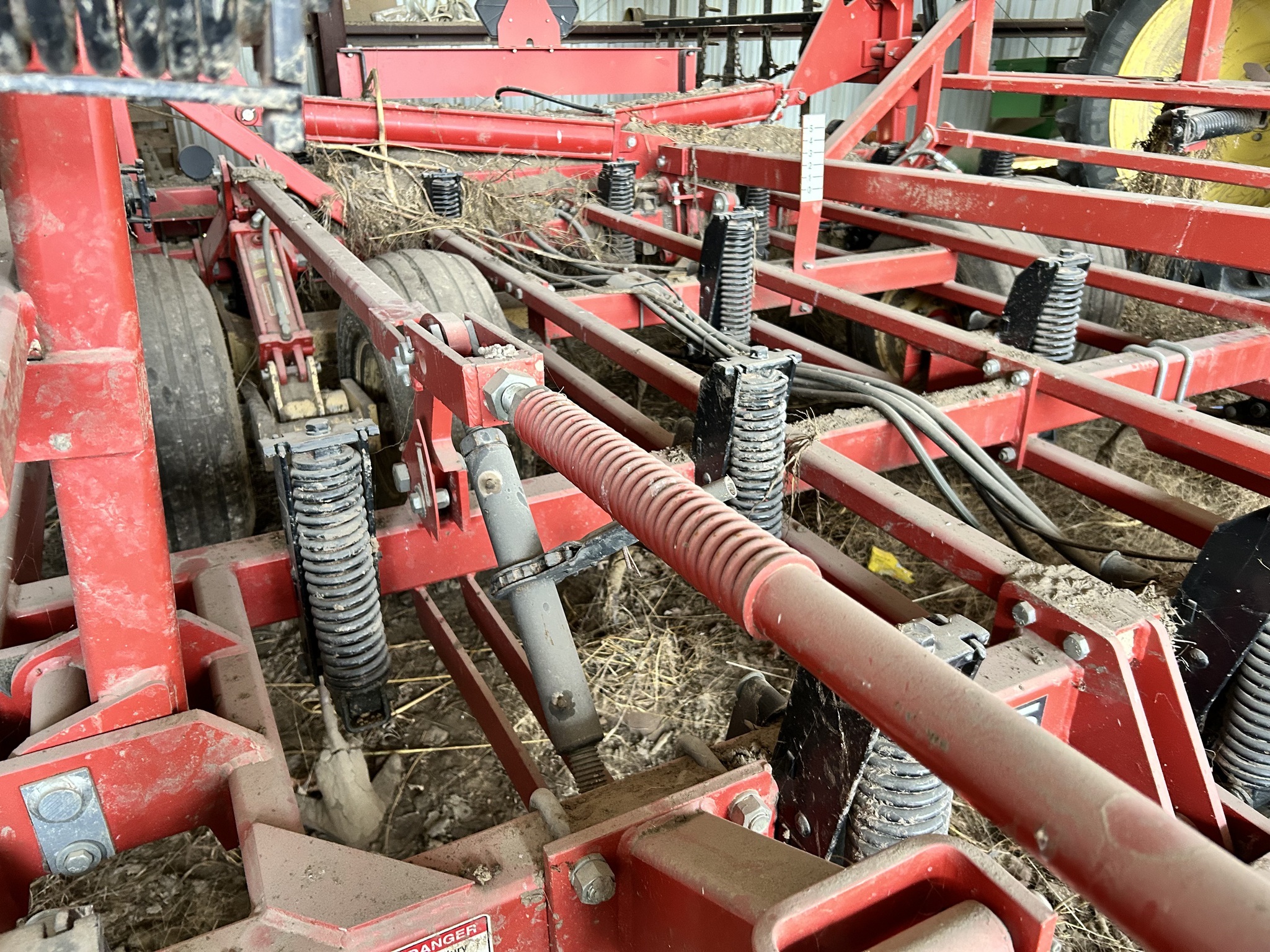 2010 Krause 5635-46 Field Cultivator