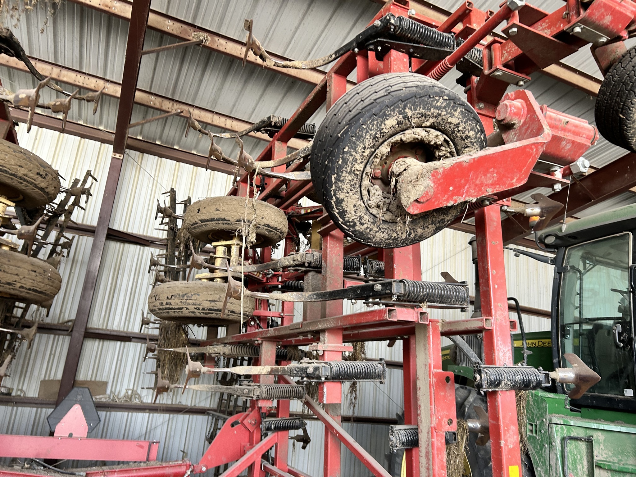2010 Krause 5635-46 Field Cultivator