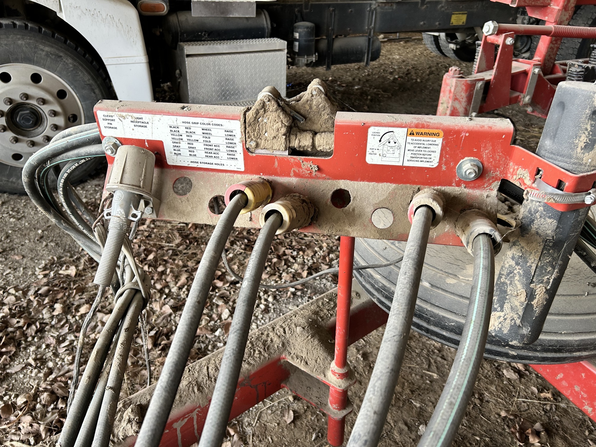 2010 Krause 5635-46 Field Cultivator