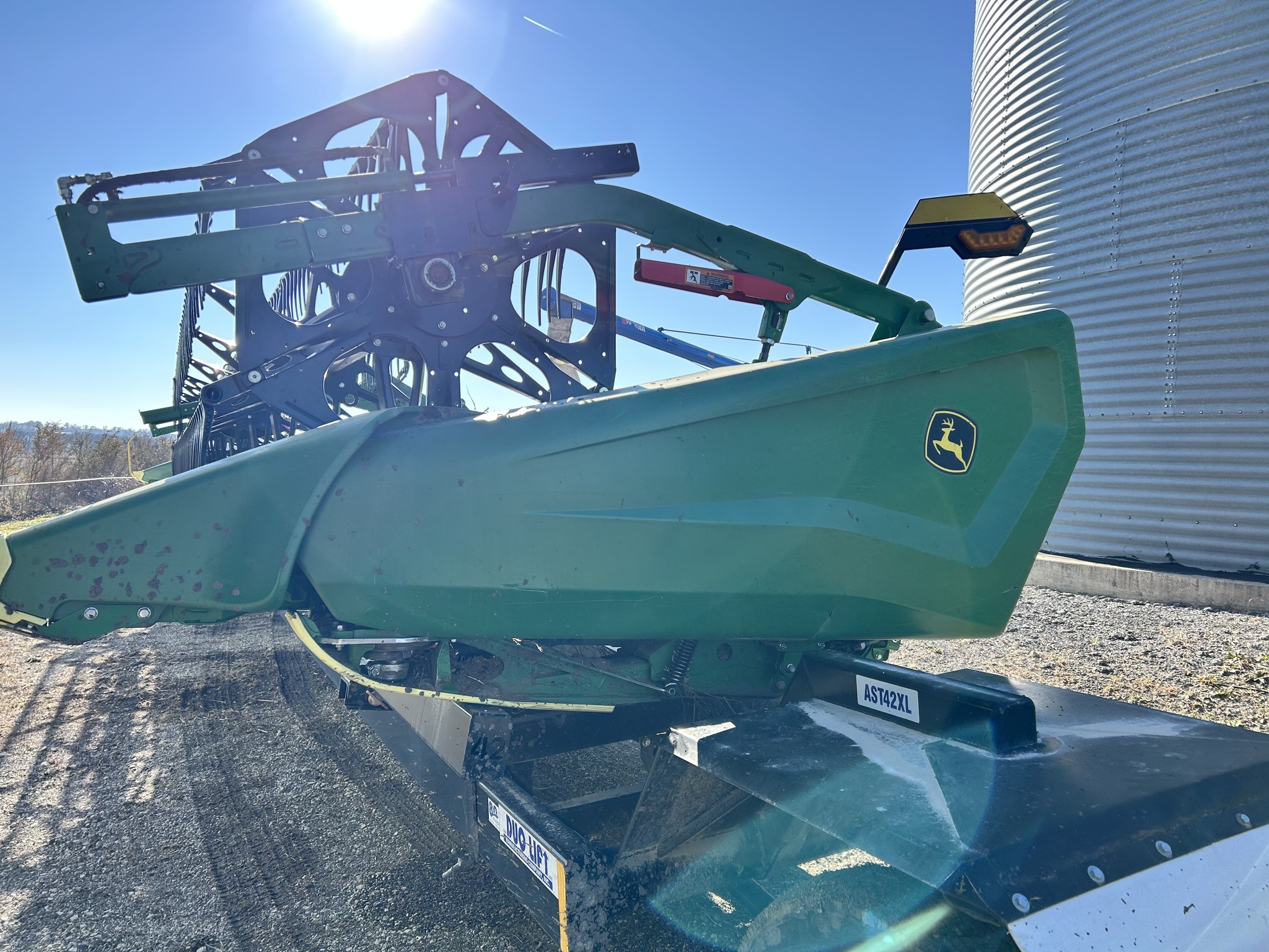 2023 John Deere HD40F Platform