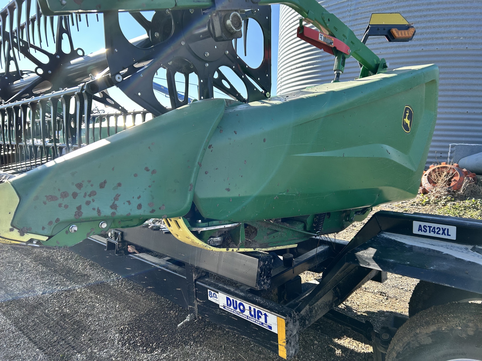 2023 John Deere HD40F Platform