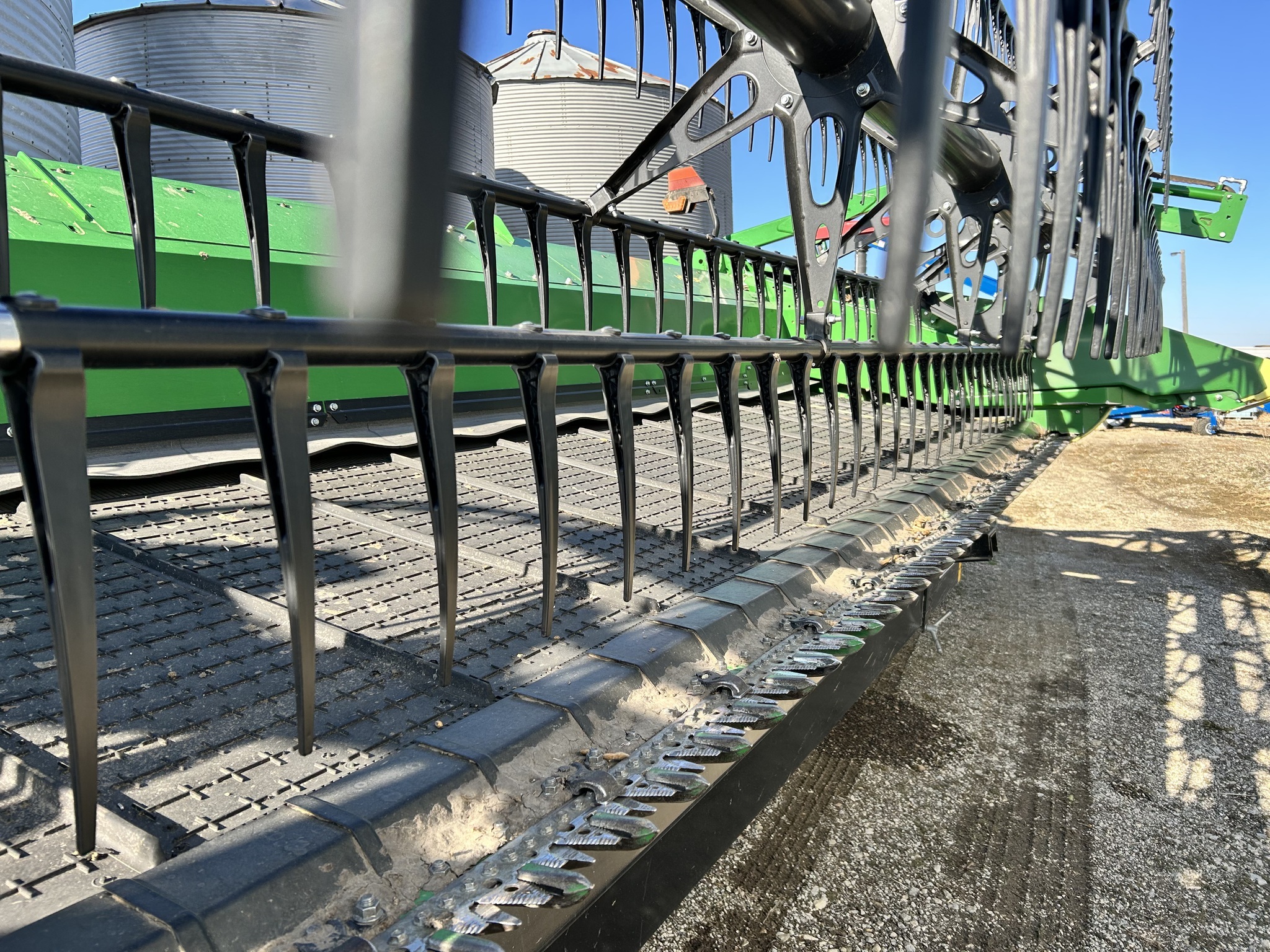 2023 John Deere HD40F Platform