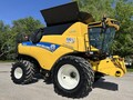 2018 New Holland CR8.90 Combine