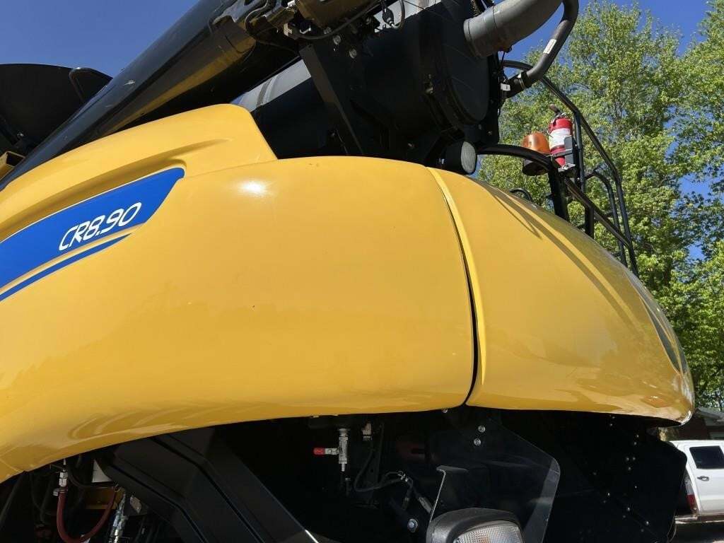 2018 New Holland CR8.90 Combine