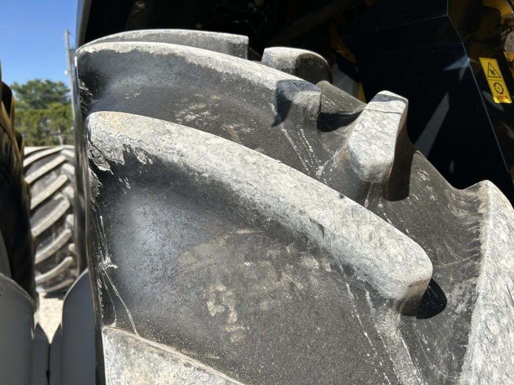 2018 New Holland CR8.90 Combine