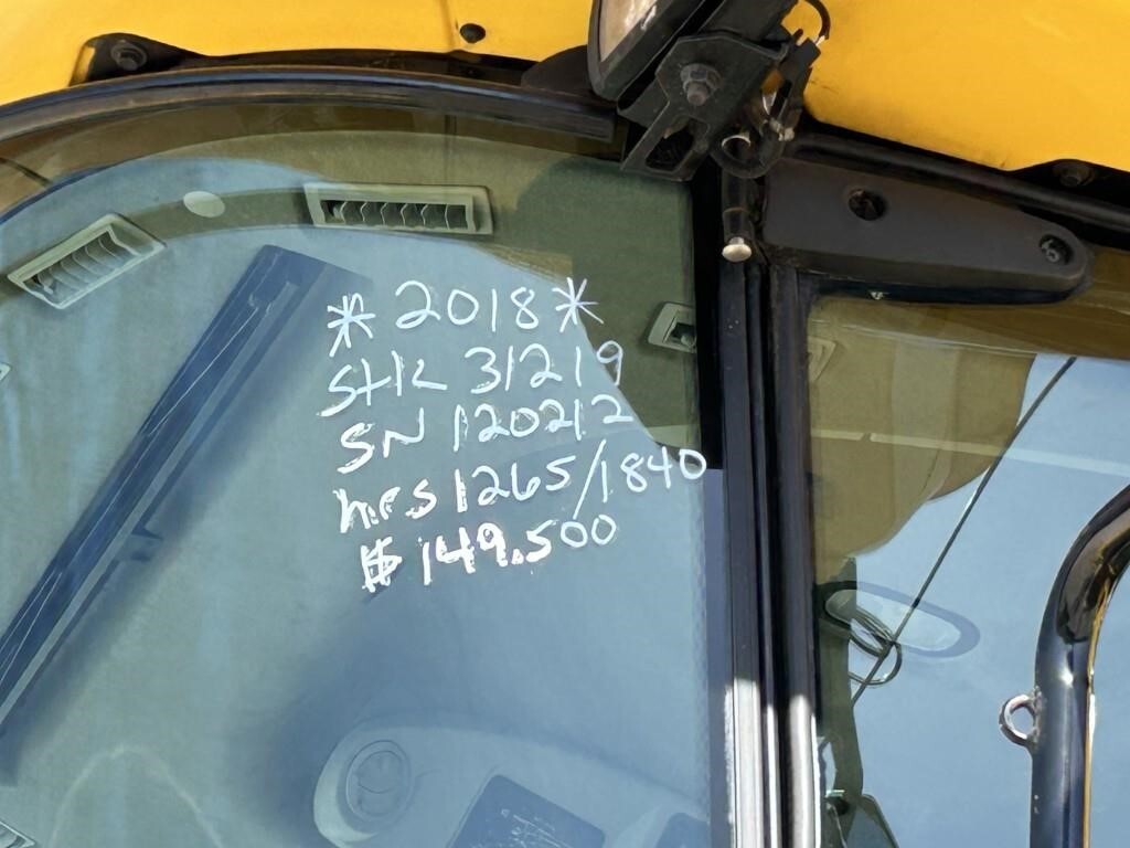 2018 New Holland CR8.90 Combine