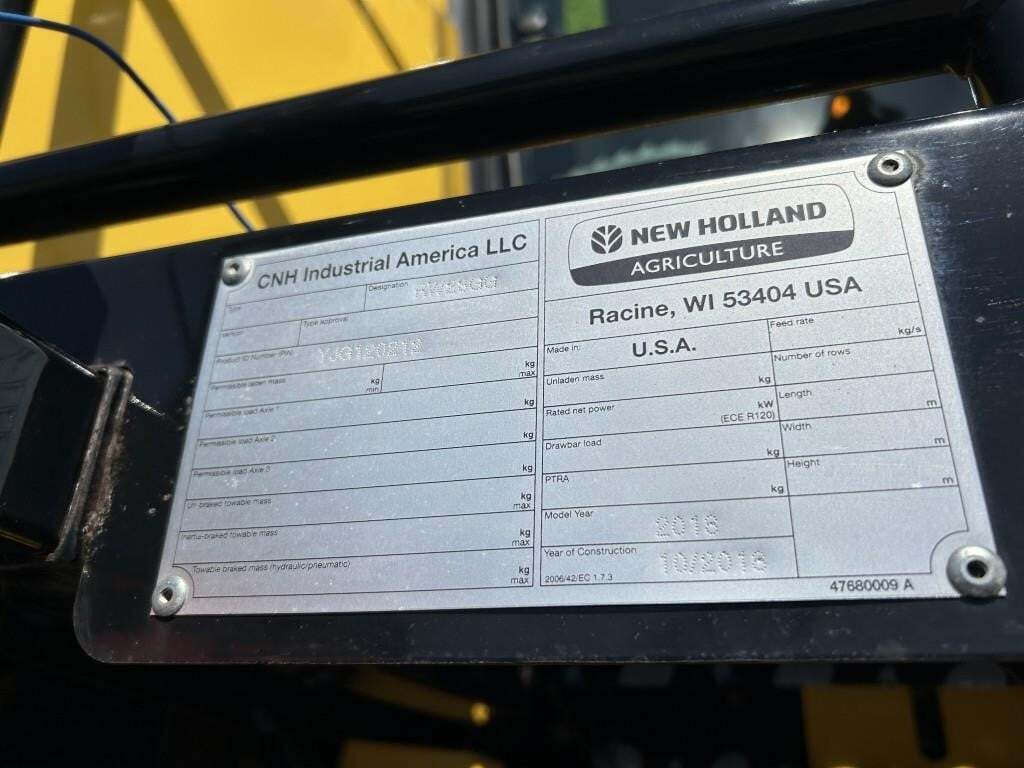 2018 New Holland CR8.90 Combine