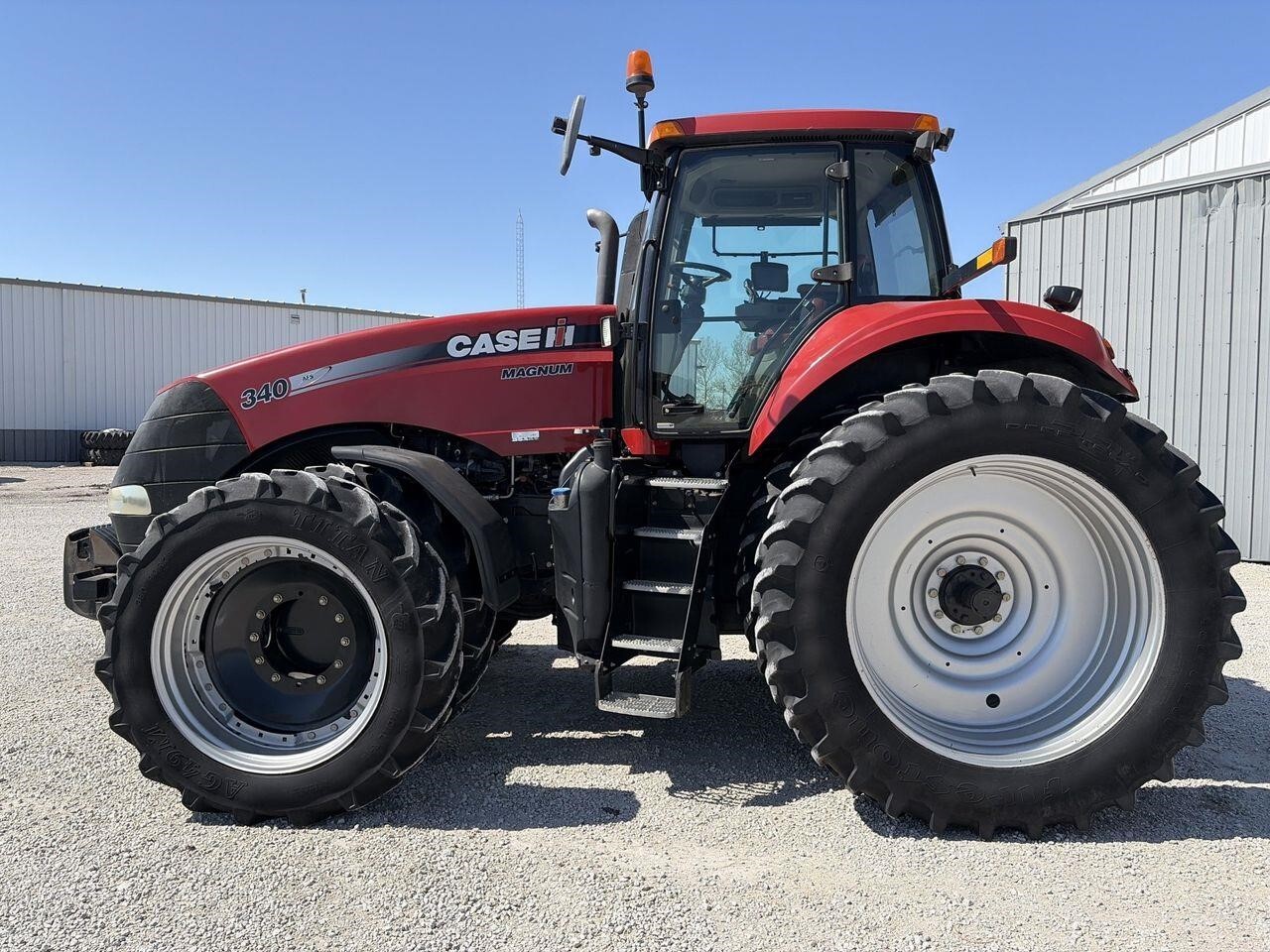 2011 Case IH Magnum 340 Tractor