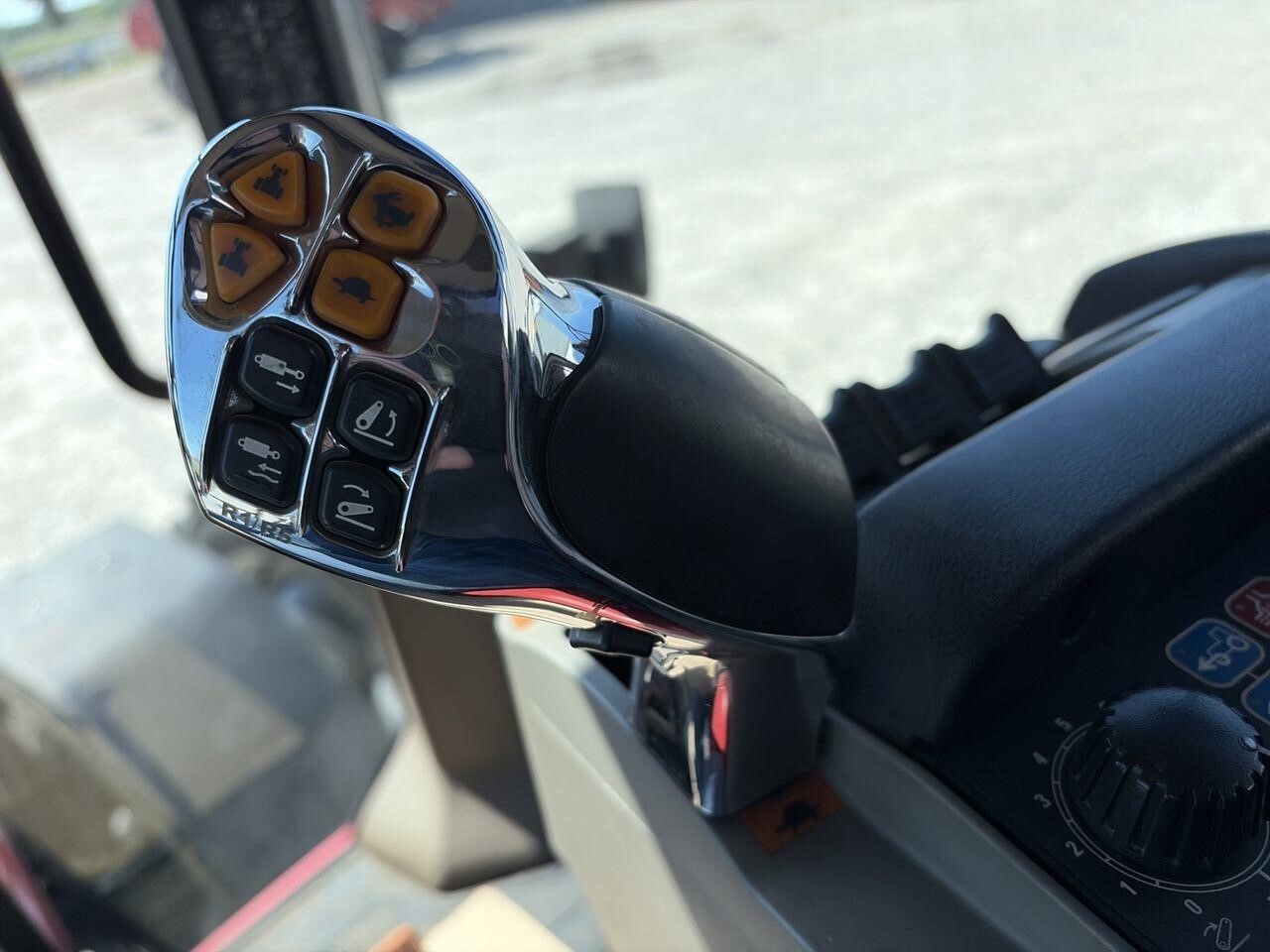 2011 Case IH Magnum 340 Tractor