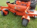 2021 Kubota Z422 Lawn Mower