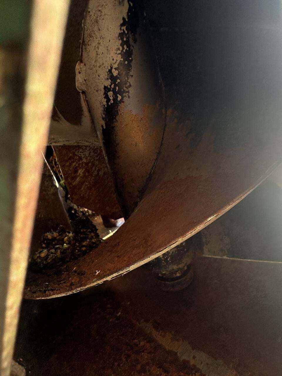  Ficklin CA9600 Grain Cart