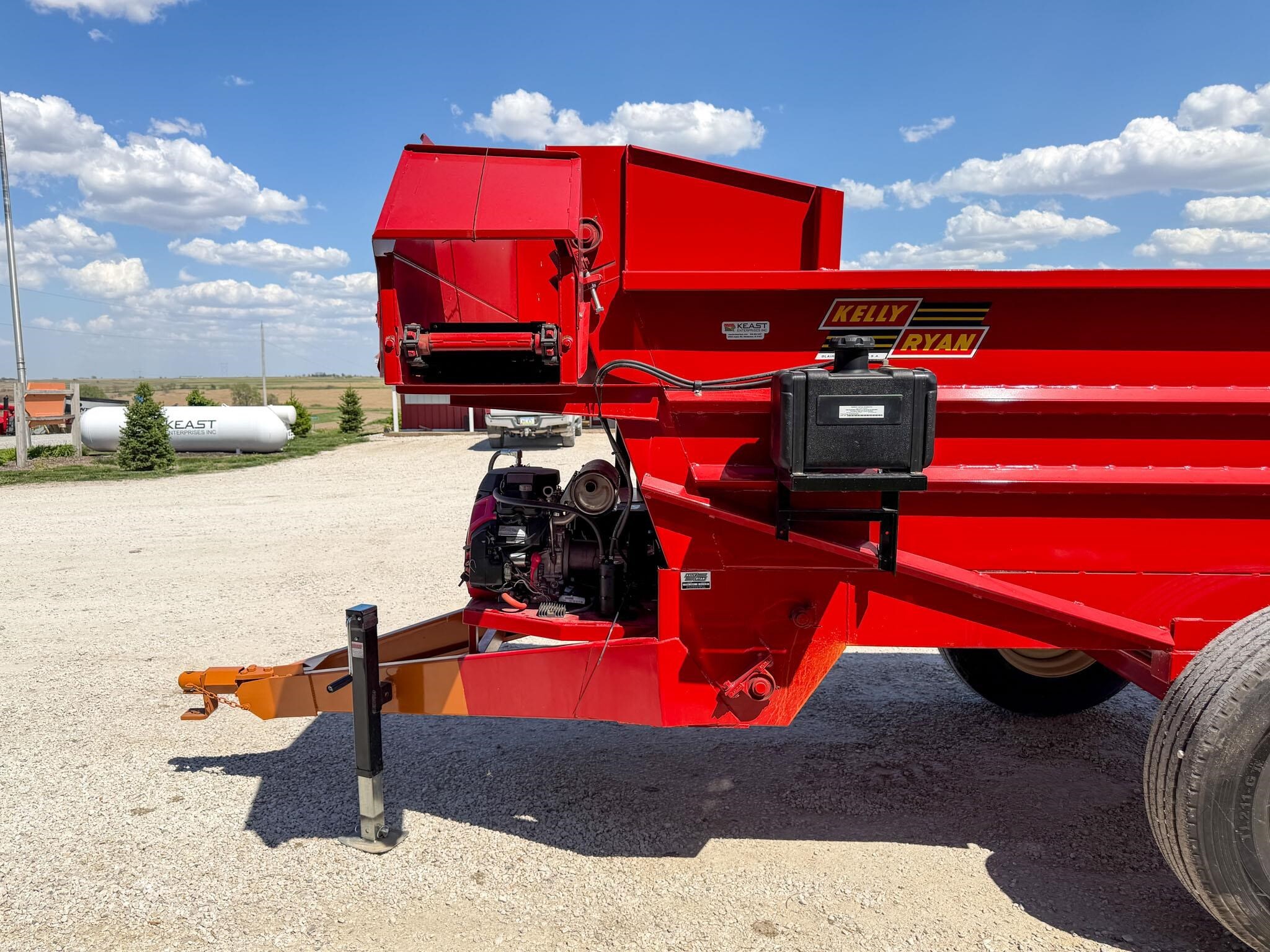2026 Kelly Ryan 5x12 Grinders and Mixer