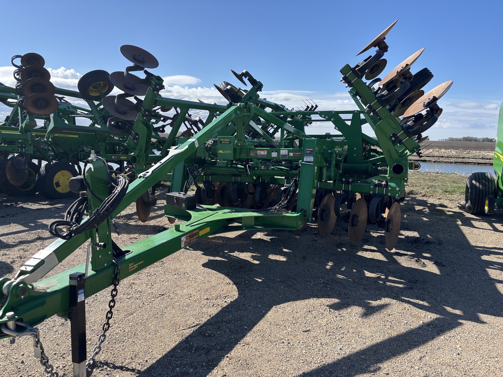 2025 John Deere 2730 Disk Chisel