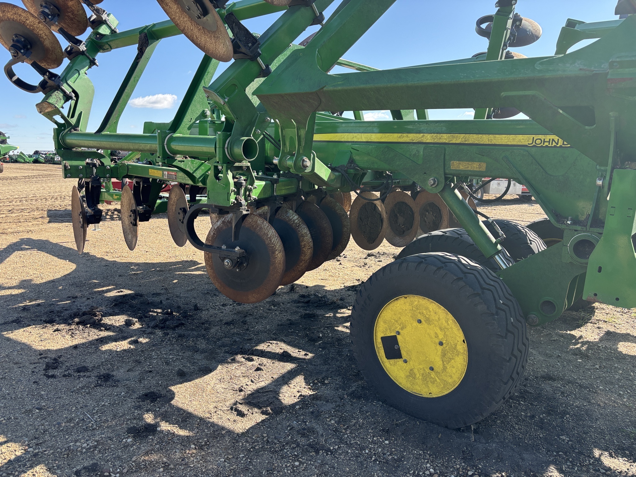 2025 John Deere 2730 Disk Chisel