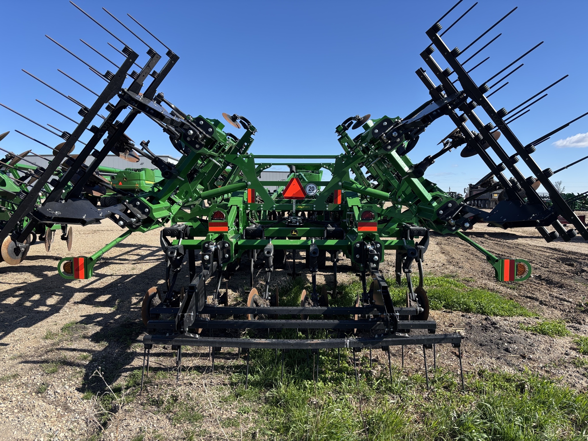 2025 John Deere 2730 Disk Chisel
