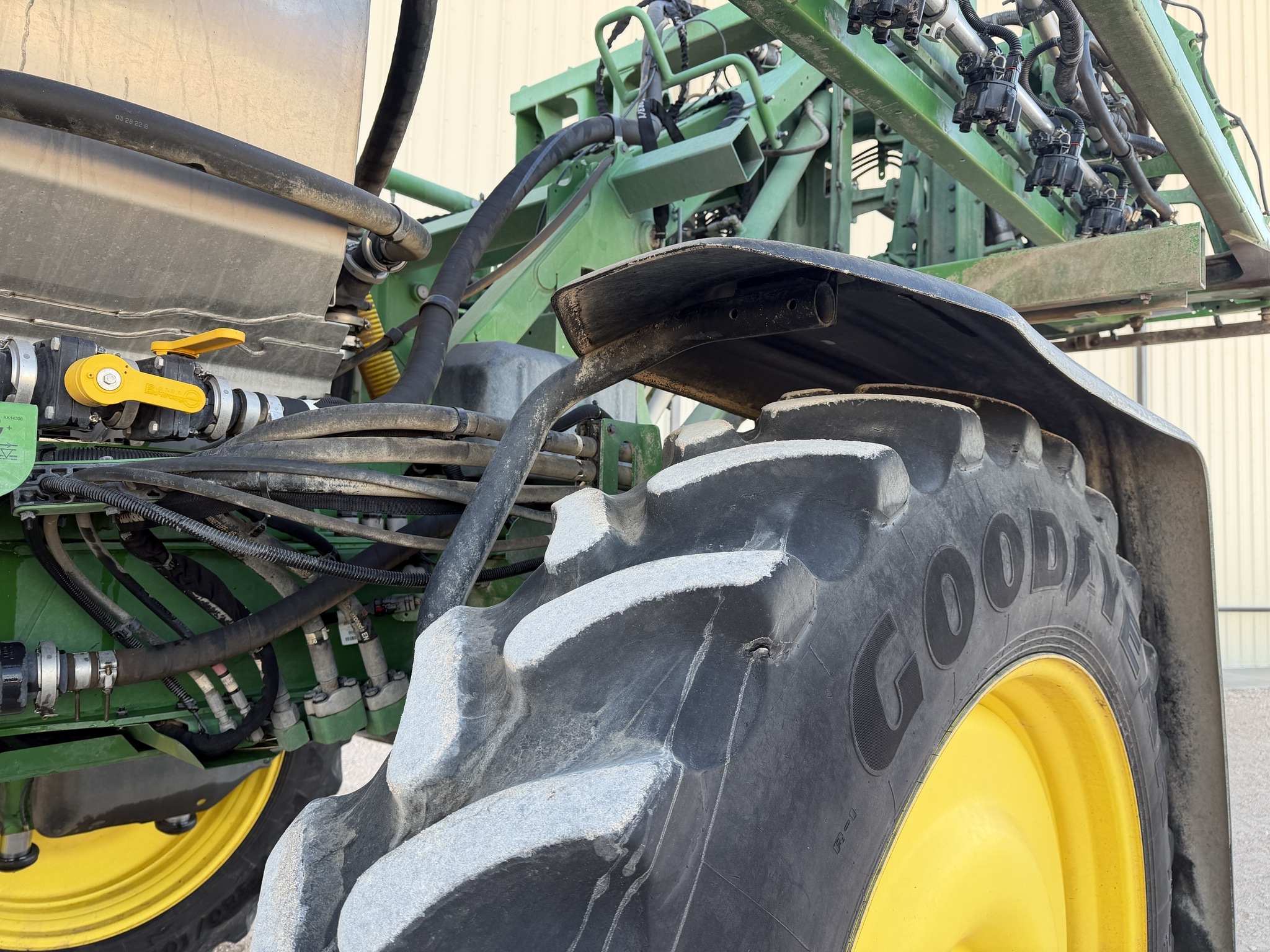 2023 John Deere 612R Self-Propelled Sprayer