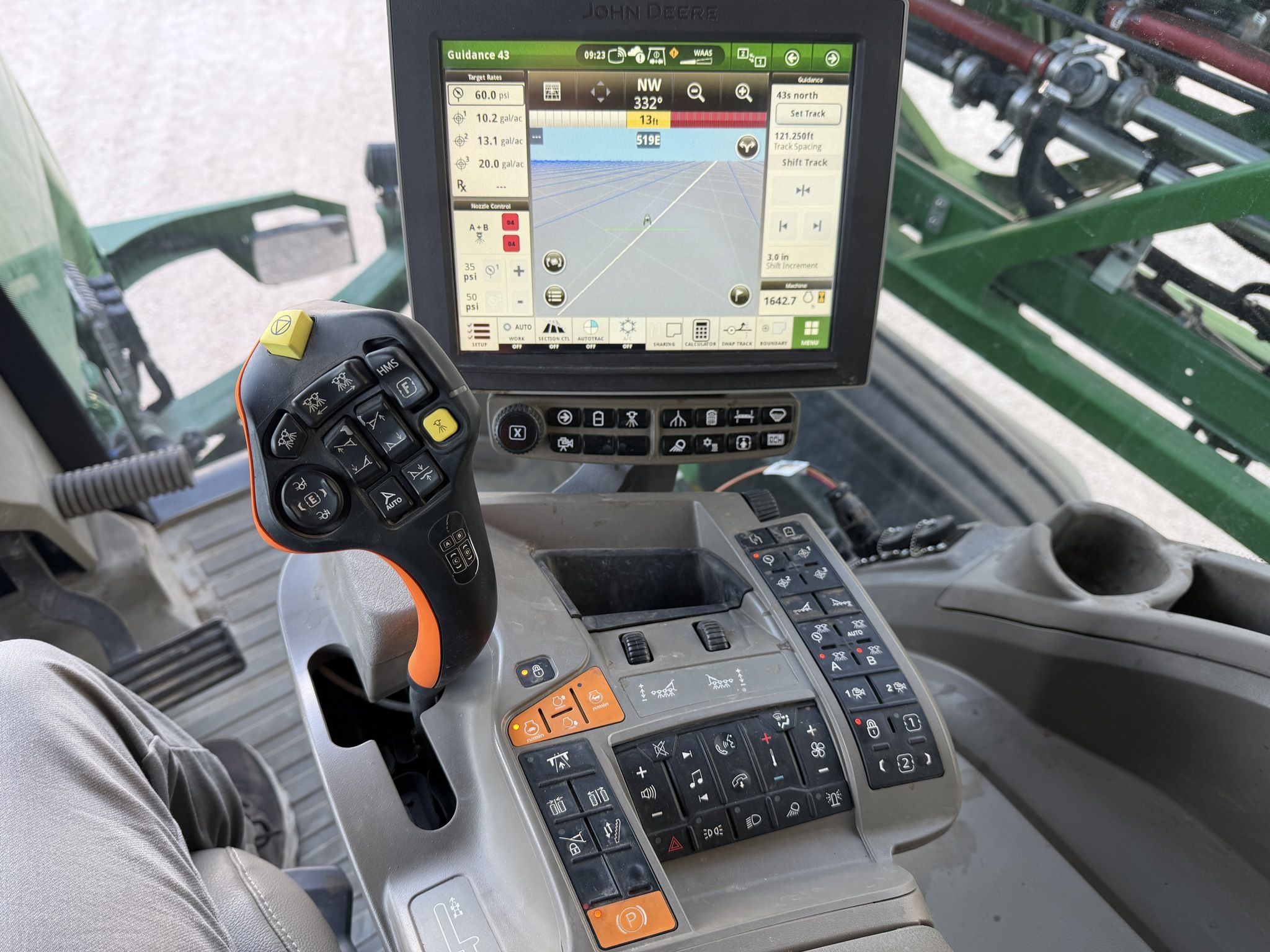 2023 John Deere 612R Self-Propelled Sprayer
