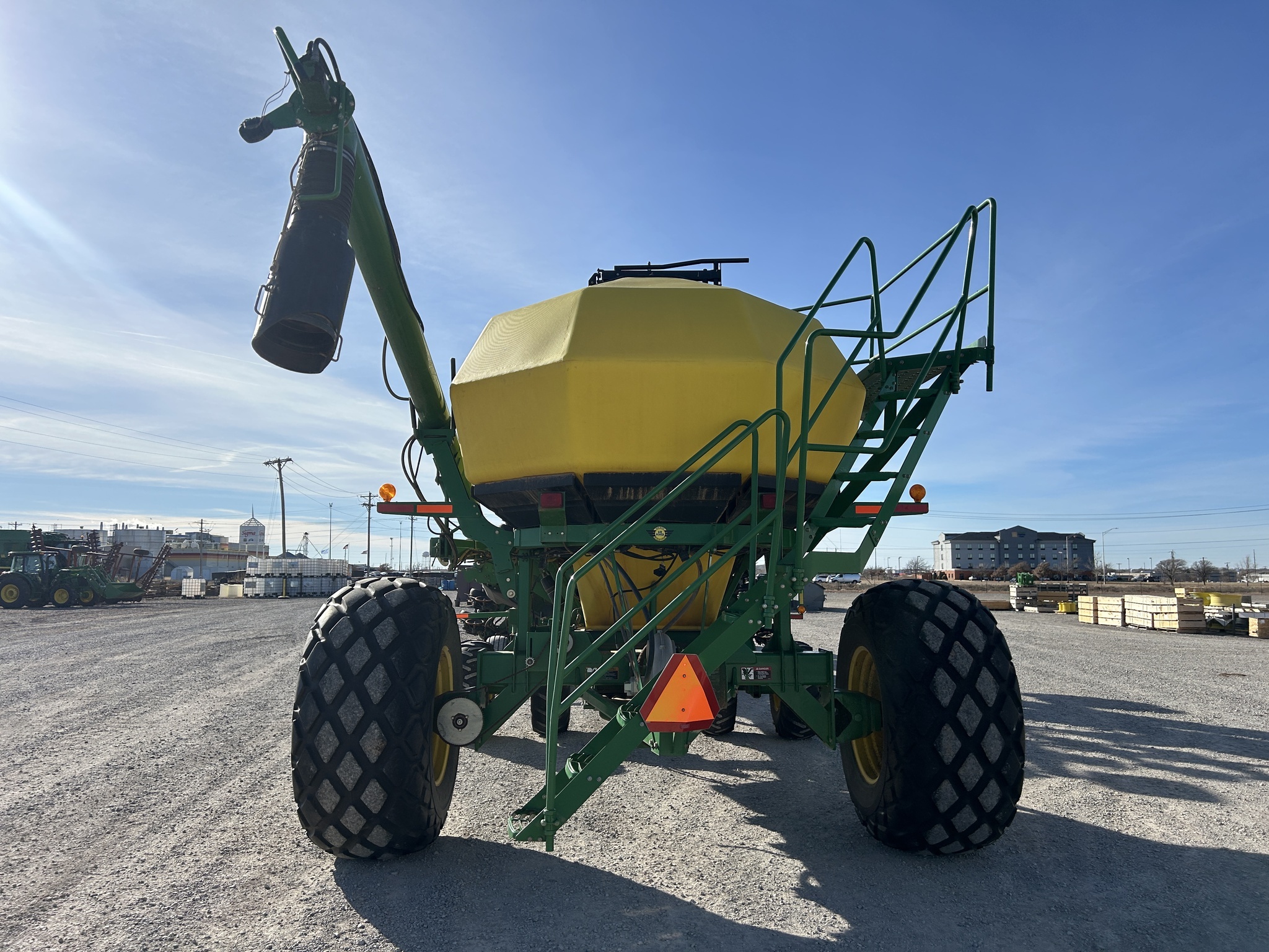 2008 John Deere 1890 Air Seeder