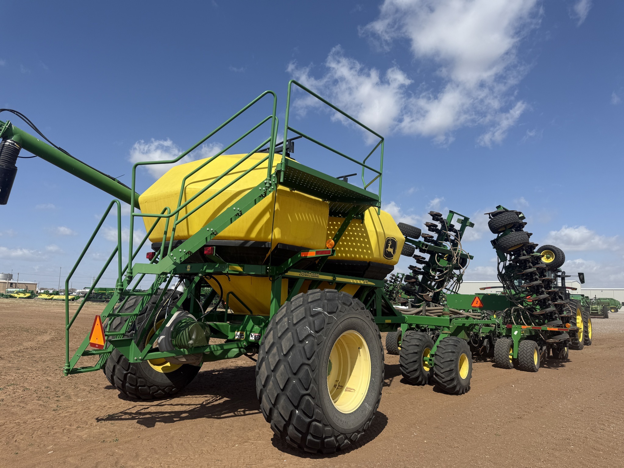 2008 John Deere 1890 Air Seeder