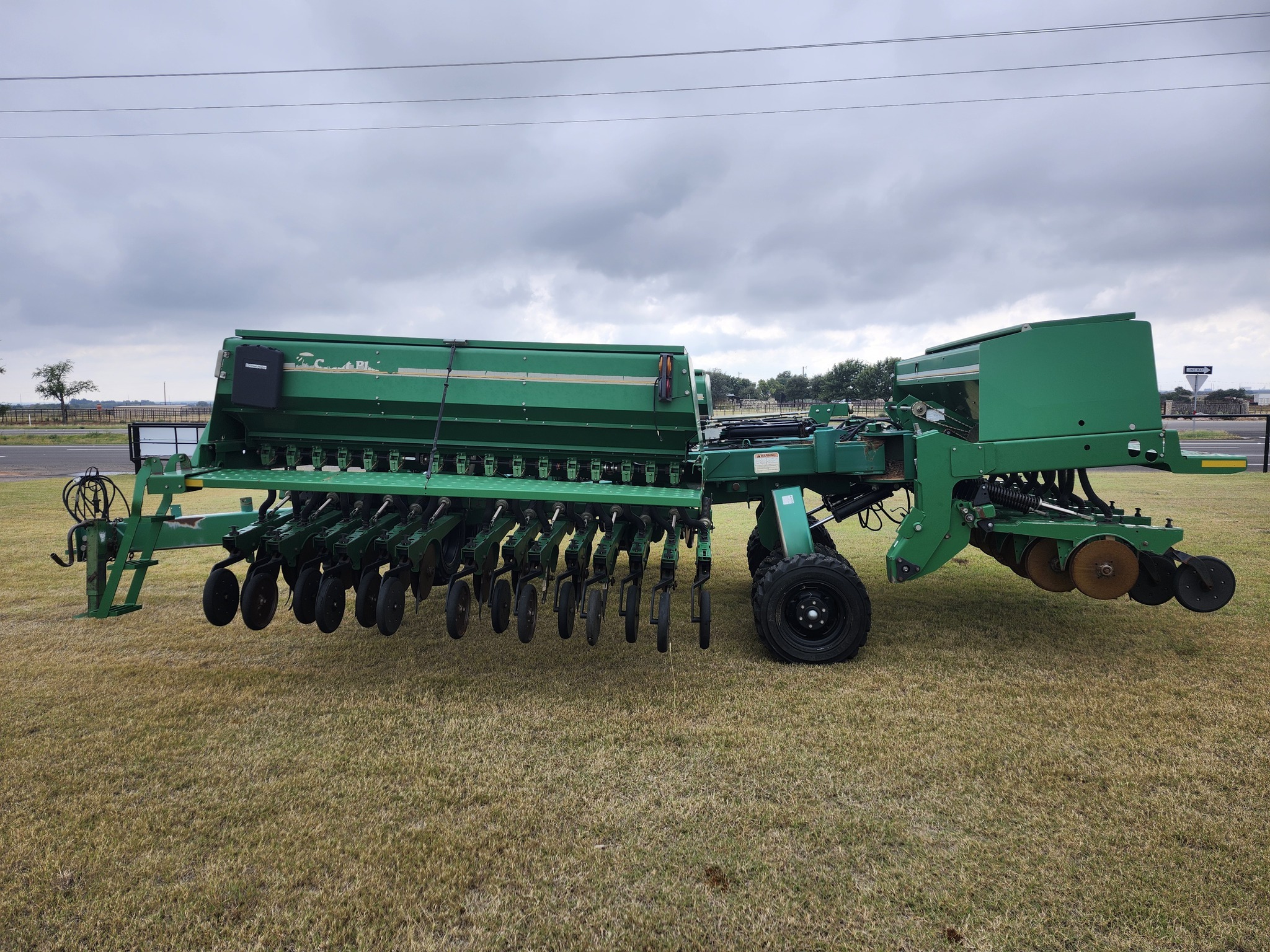 2009 Great Plains 3S-3000HD Drill