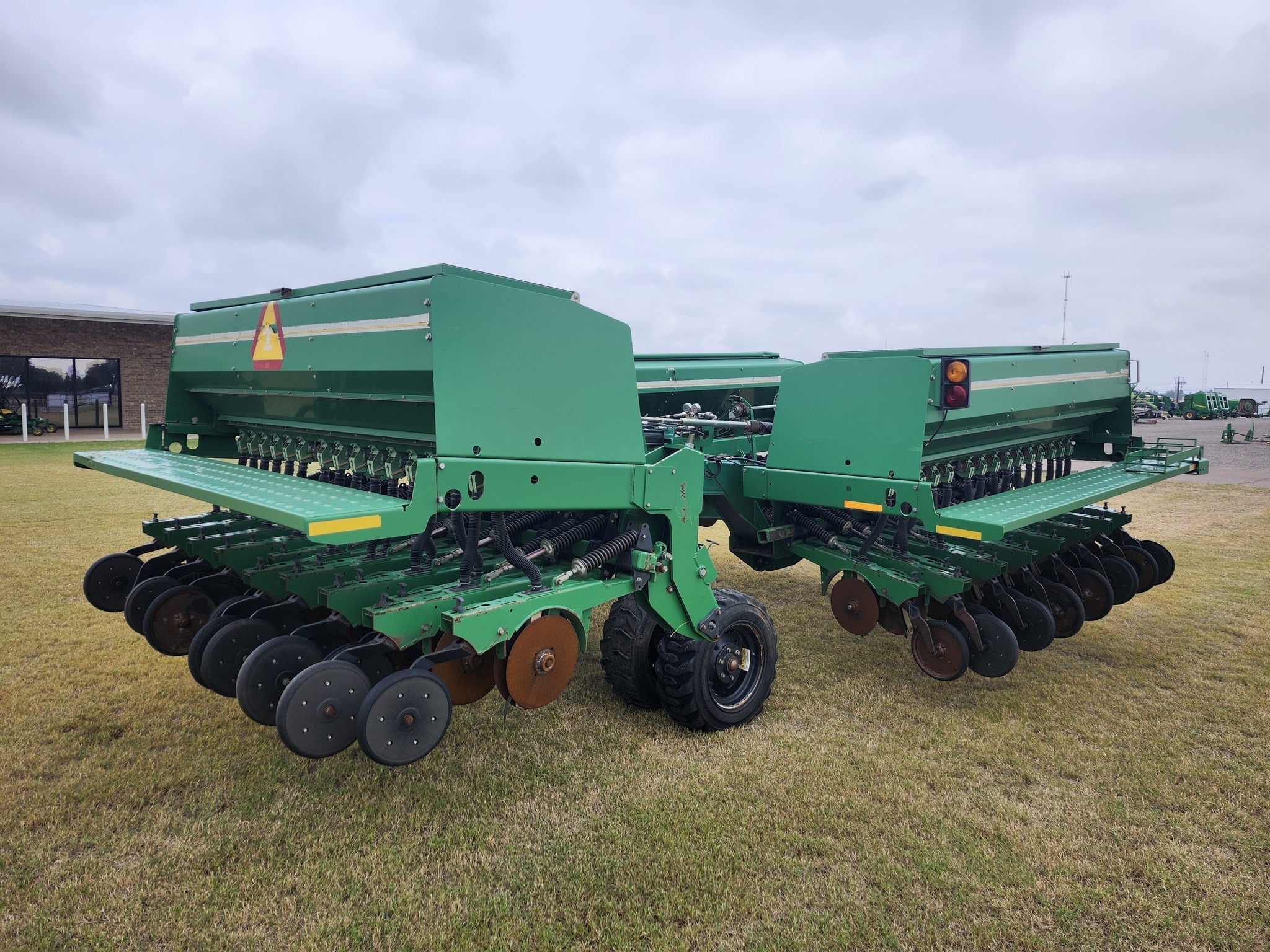 2009 Great Plains 3S-3000HD Drill