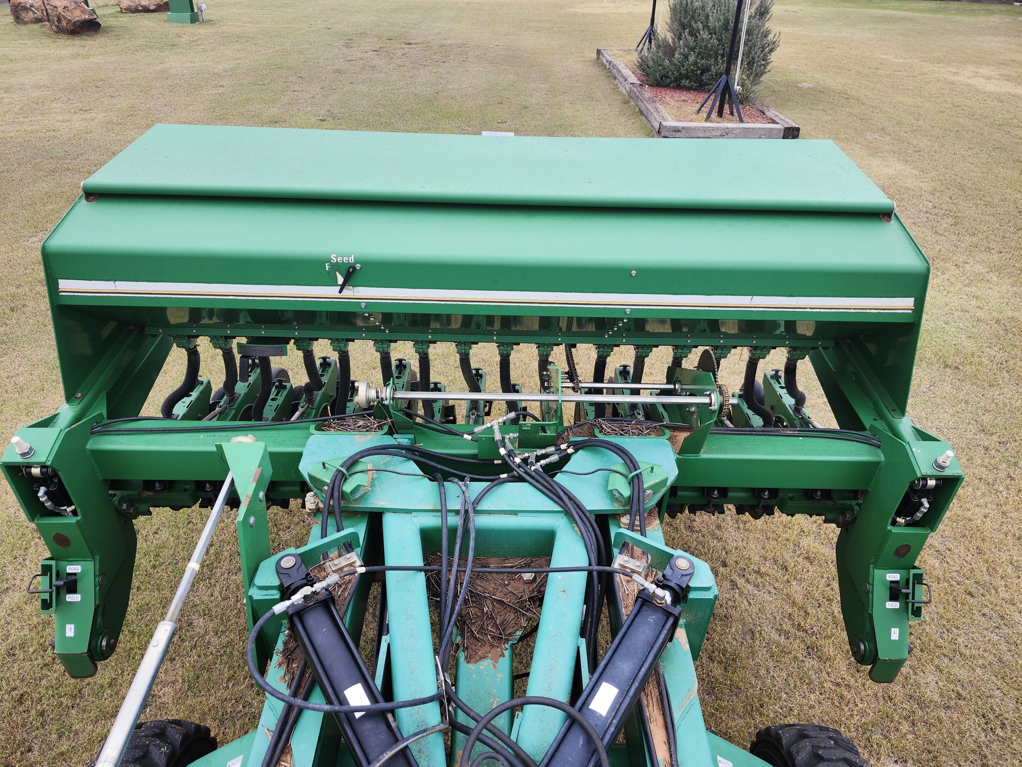 2009 Great Plains 3S-3000HD Drill