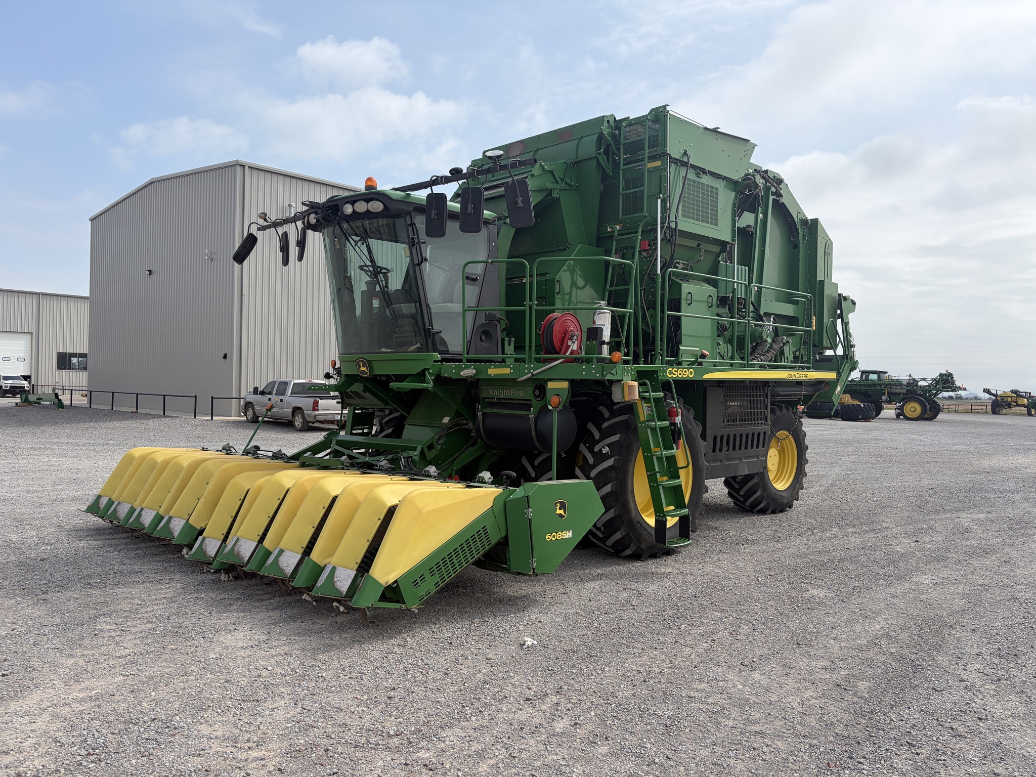 2019 John Deere CS690 Cotton Equipment