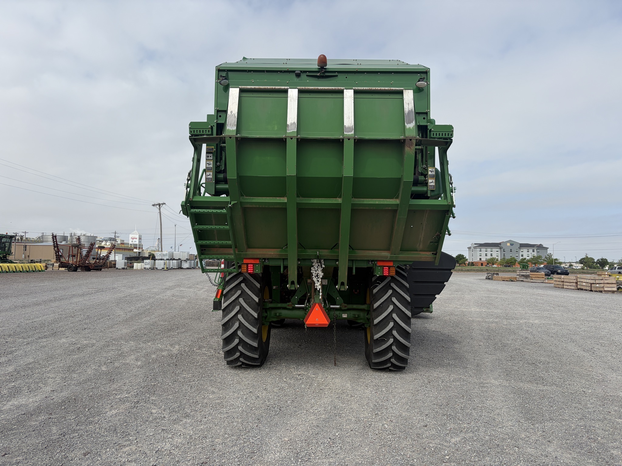 2019 John Deere CS690 Cotton Equipment