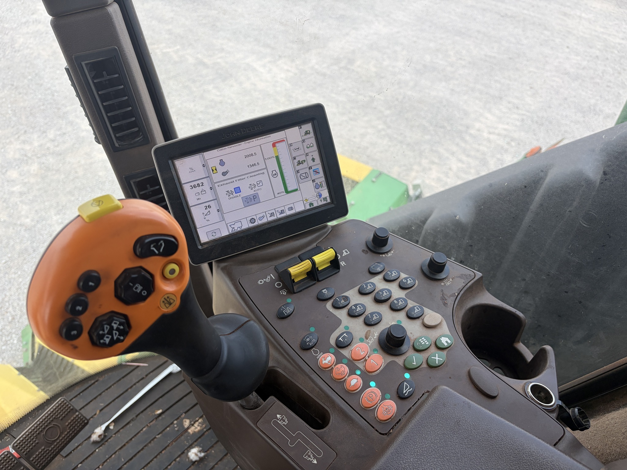2019 John Deere CS690 Cotton Equipment