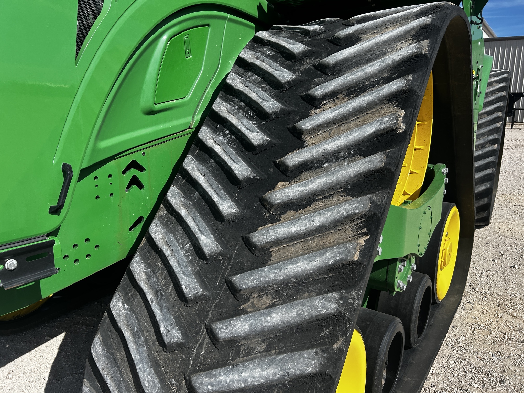 2023 John Deere 9RX 590 Tractor