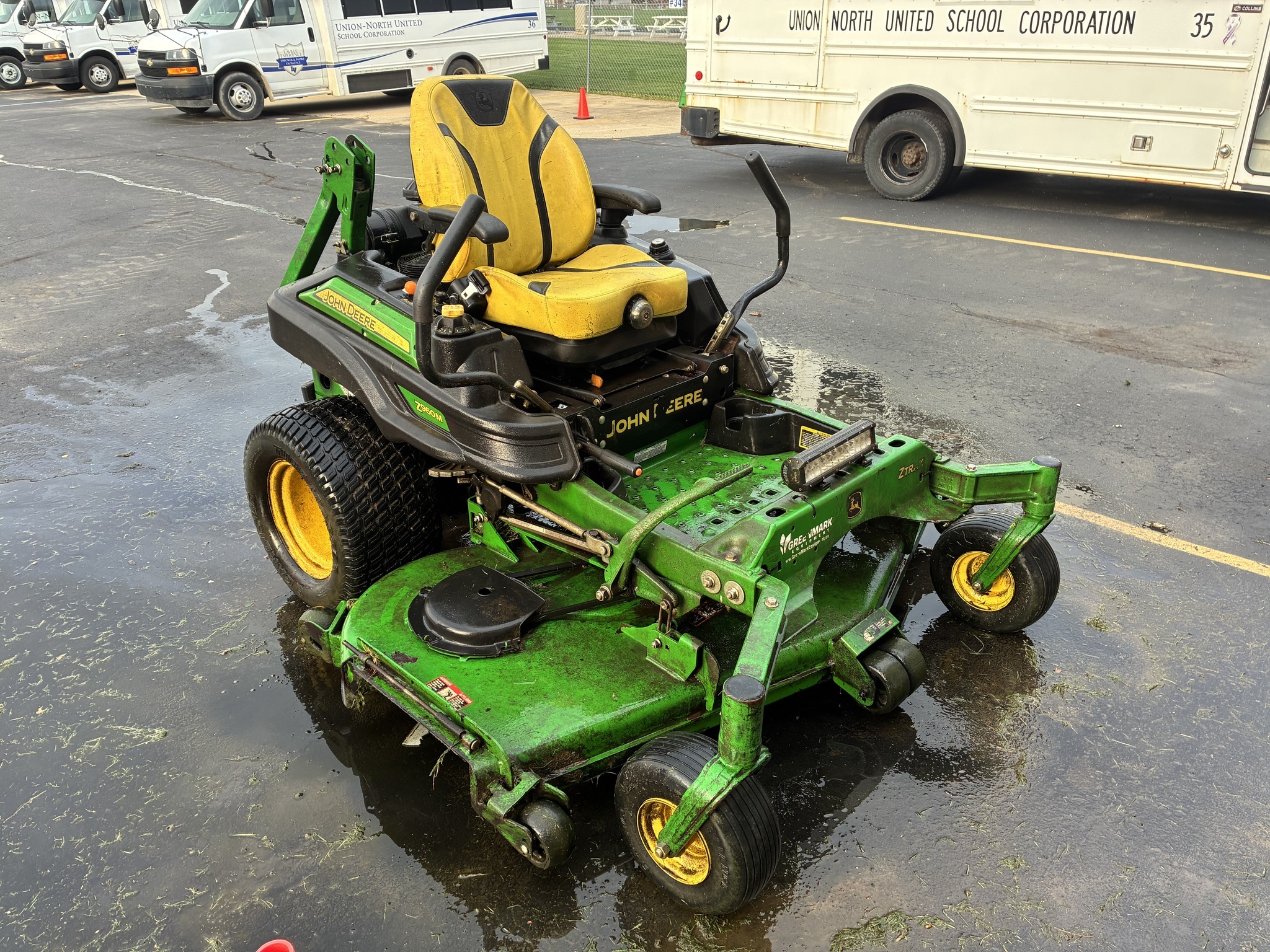 2020 John Deere Z960M Lawn Mower