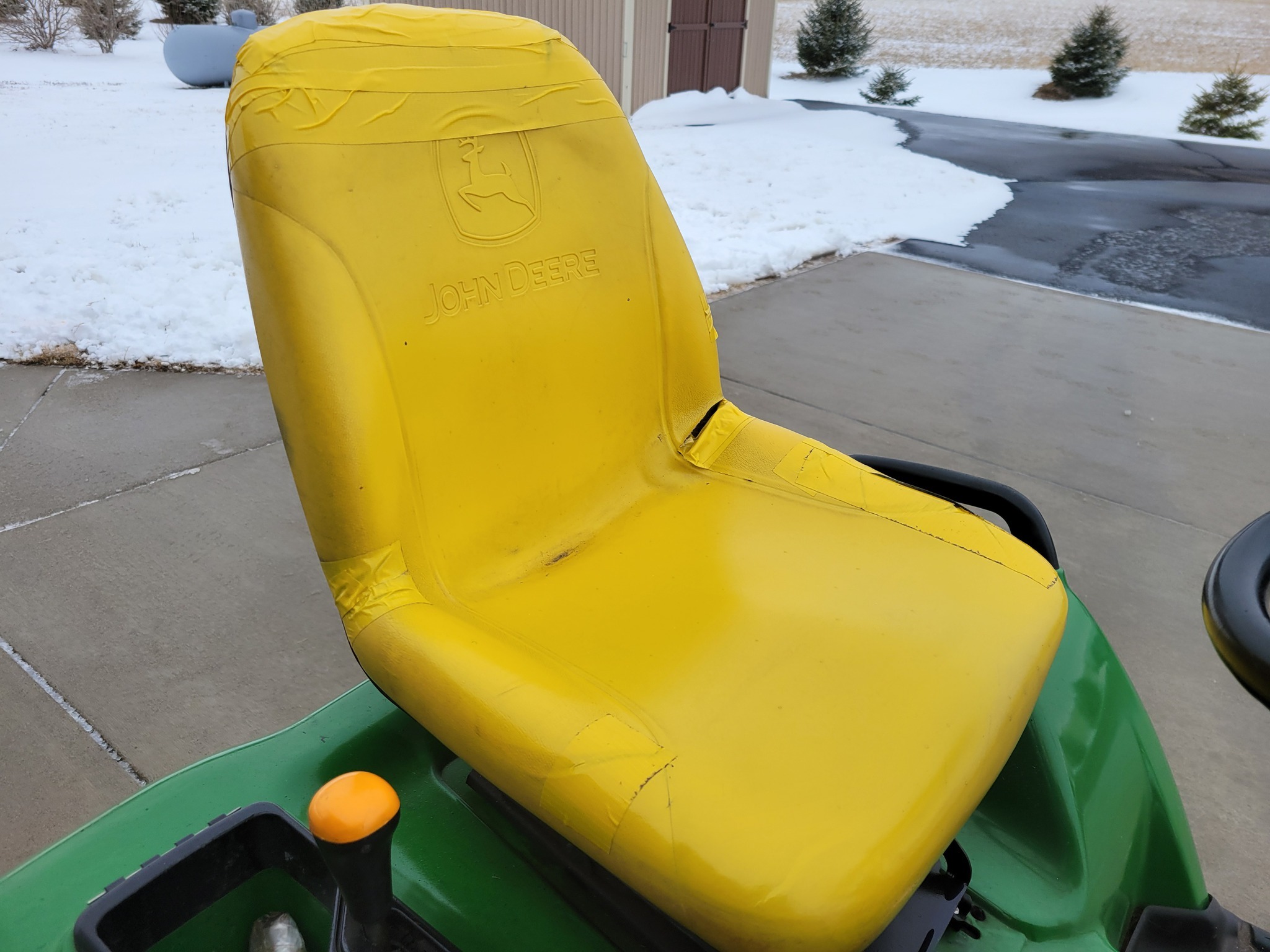 2004 John Deere X585 Lawn Mower