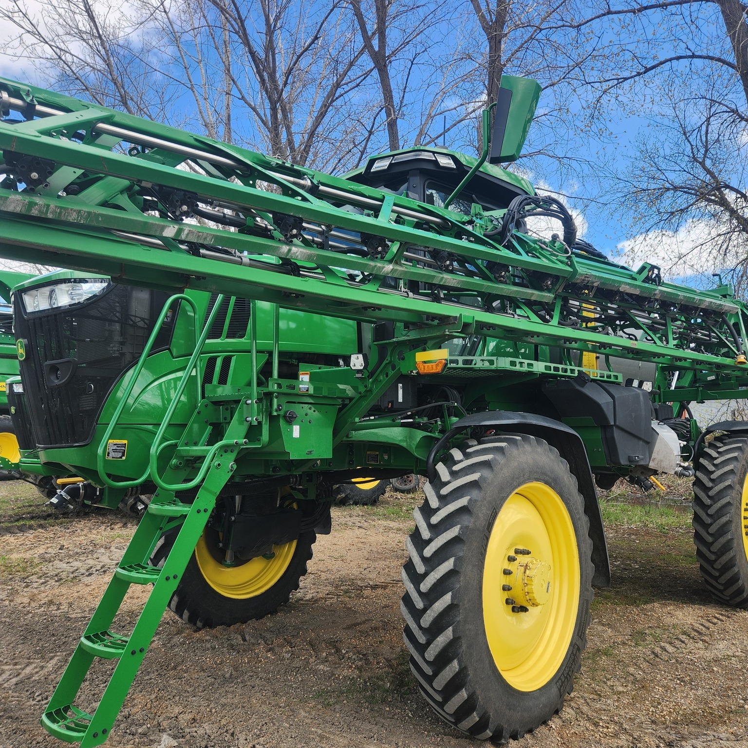 2023 John Deere 412R Self-Propelled Sprayer